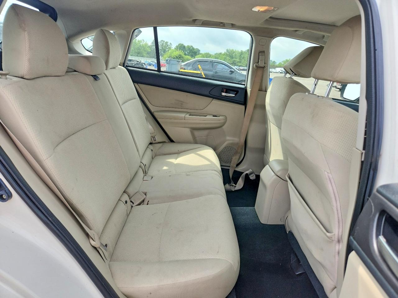 2012 Subaru Impreza Premium White vin: JF1GPAD63CH217133
