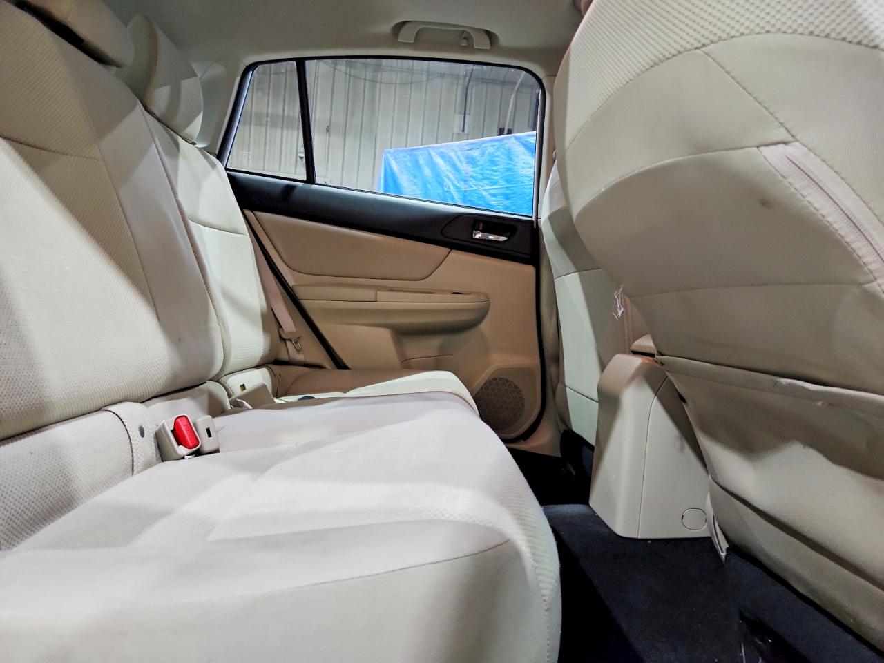 2012 Subaru Impreza Premium White vin: JF1GPAD64CG227742