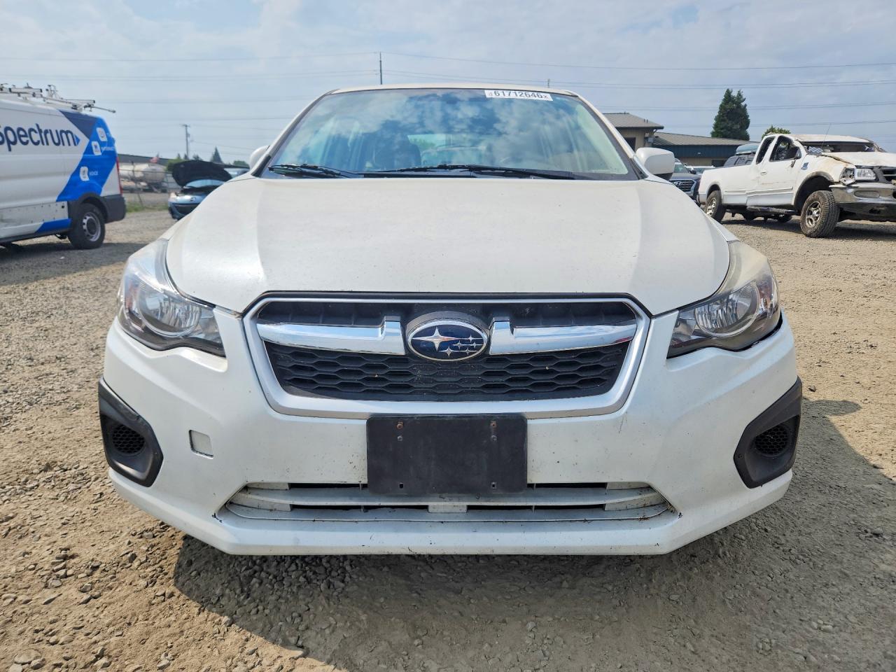2014 Subaru Impreza Premium White vin: JF1GPAD65E8259287