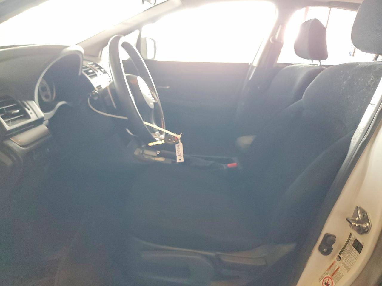 2014 Subaru Impreza White vin: JF1GPAD65EH335087