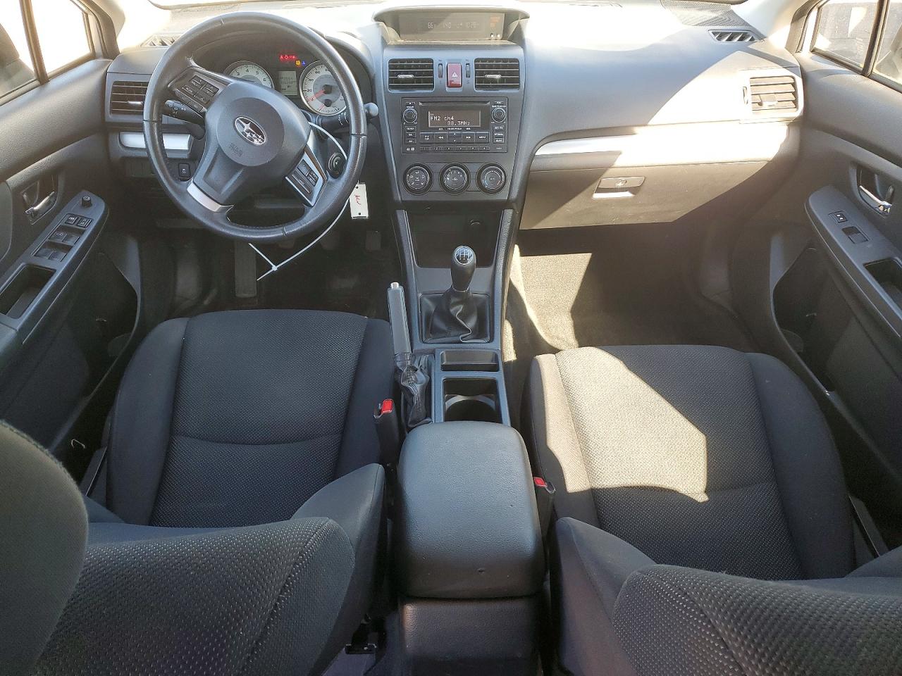 2013 Subaru Impreza Premium Серебряный vin: JF1GPAD67D1813338