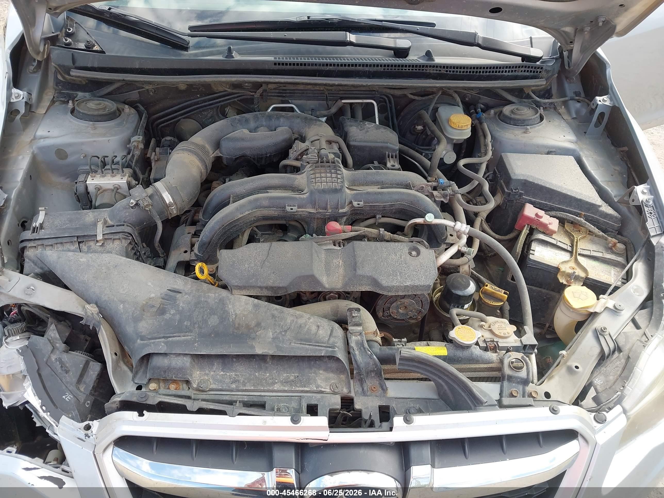 2014 Subaru Impreza 2.0i Premium Silver vin: JF1GPAD67E8275619