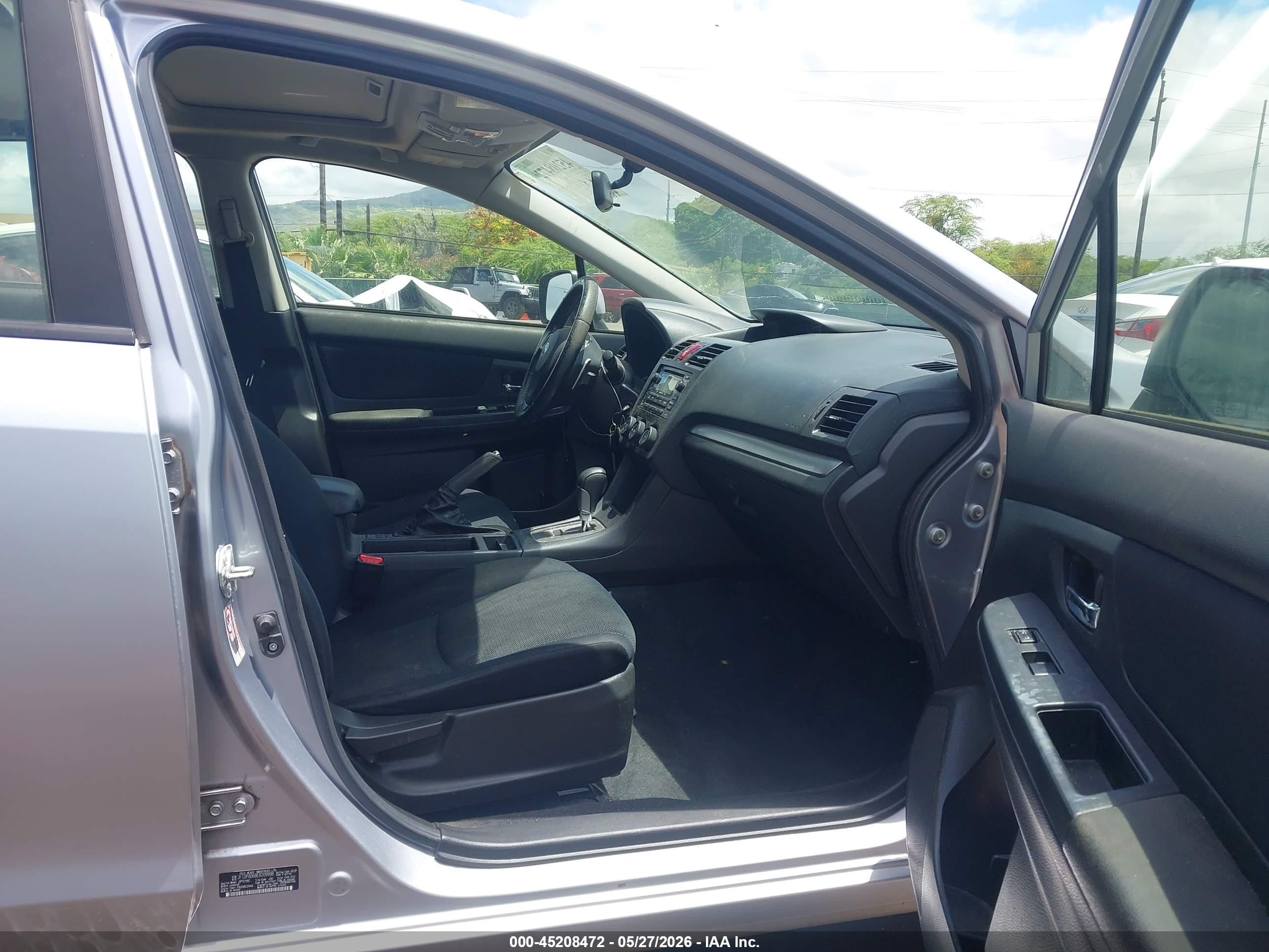 2014 Subaru Impreza 2.0i Premium Silver vin: JF1GPAD68E8209998