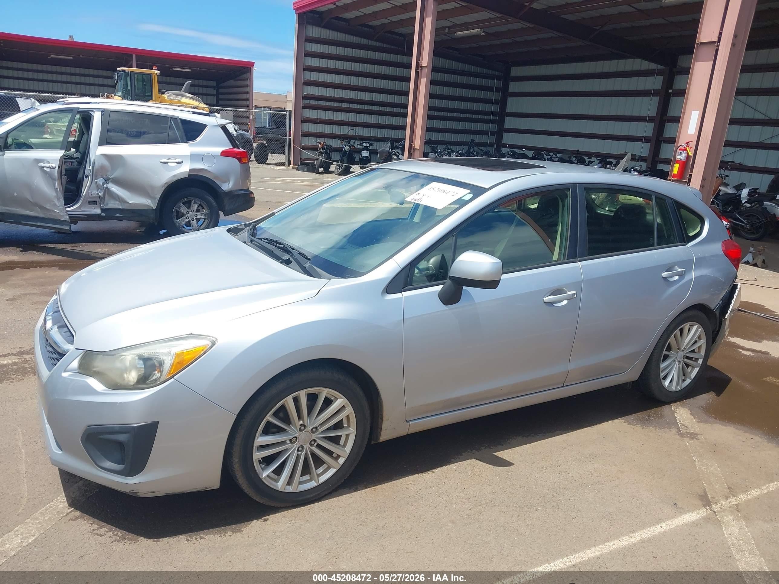 2014 Subaru Impreza 2.0i Premium Silver vin: JF1GPAD68E8209998