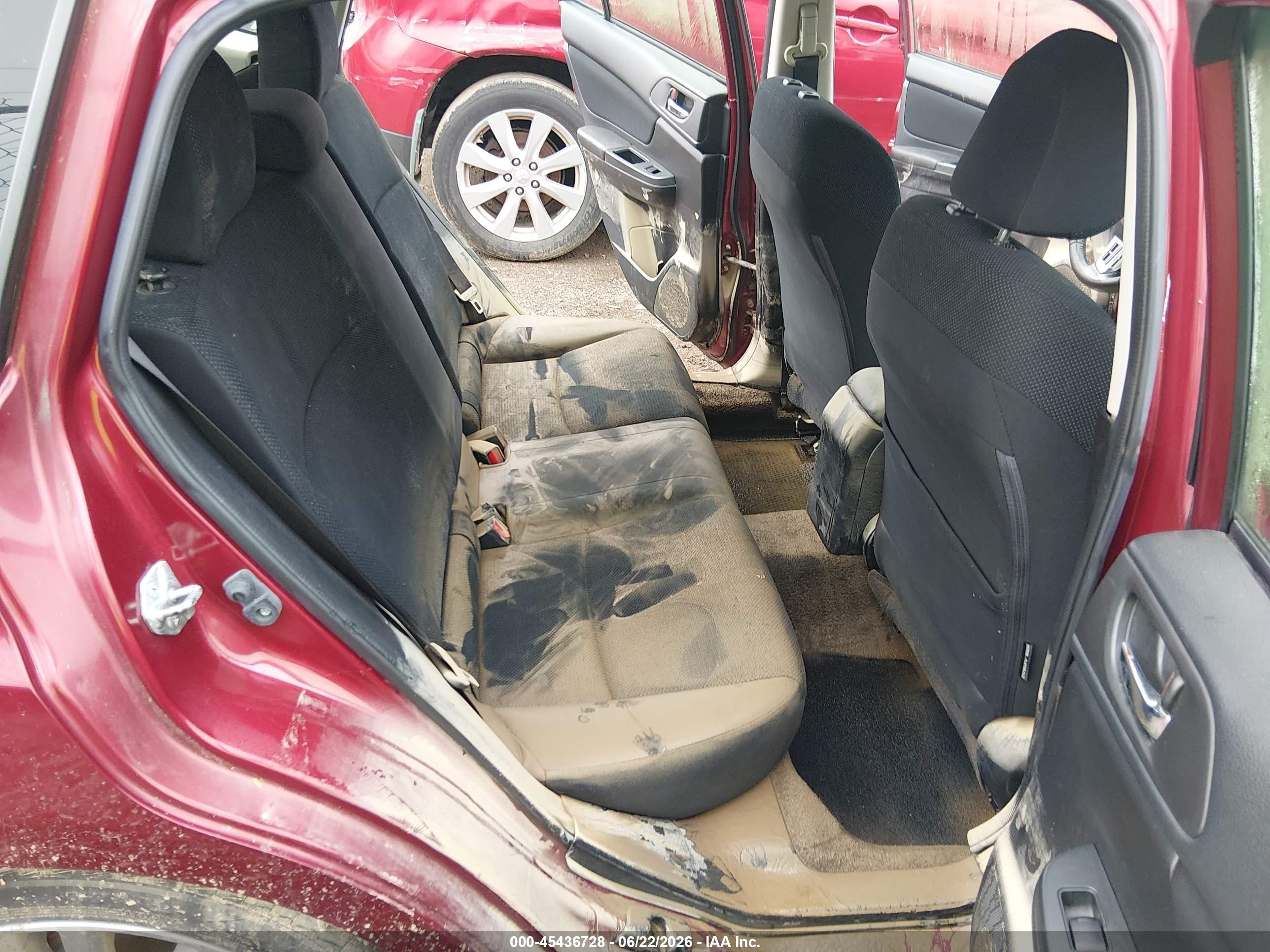 2014 Subaru Impreza 2.0i Premium Burgundy vin: JF1GPAD68EH320051