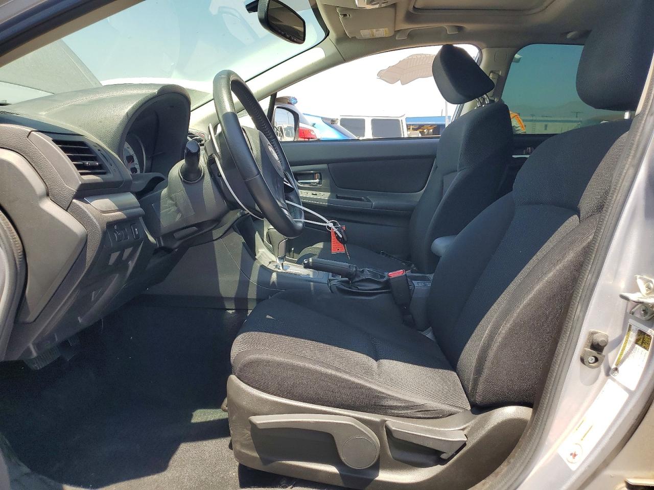 2012 Subaru Impreza 2.5i Sports Wagon Silver vin: JF1GPAD69CH246457