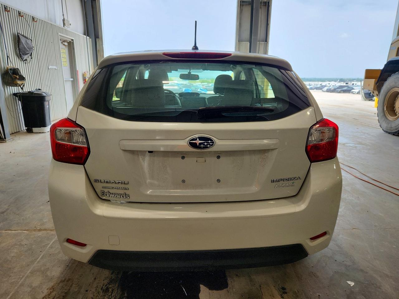 2014 Subaru Impreza Limited White vin: JF1GPAG62E8239980