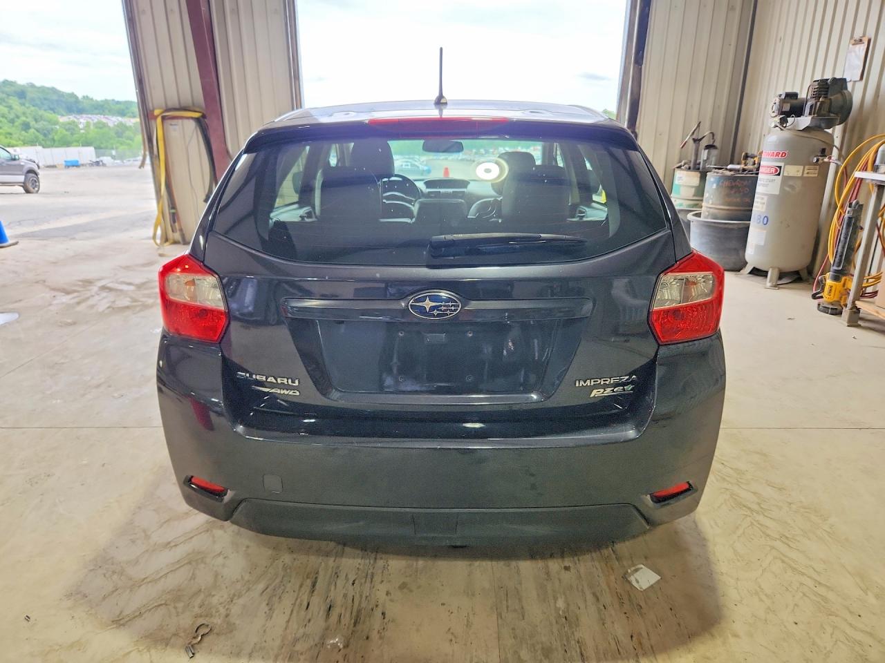 2014 Subaru Impreza Limited Black vin: JF1GPAG62E8250347