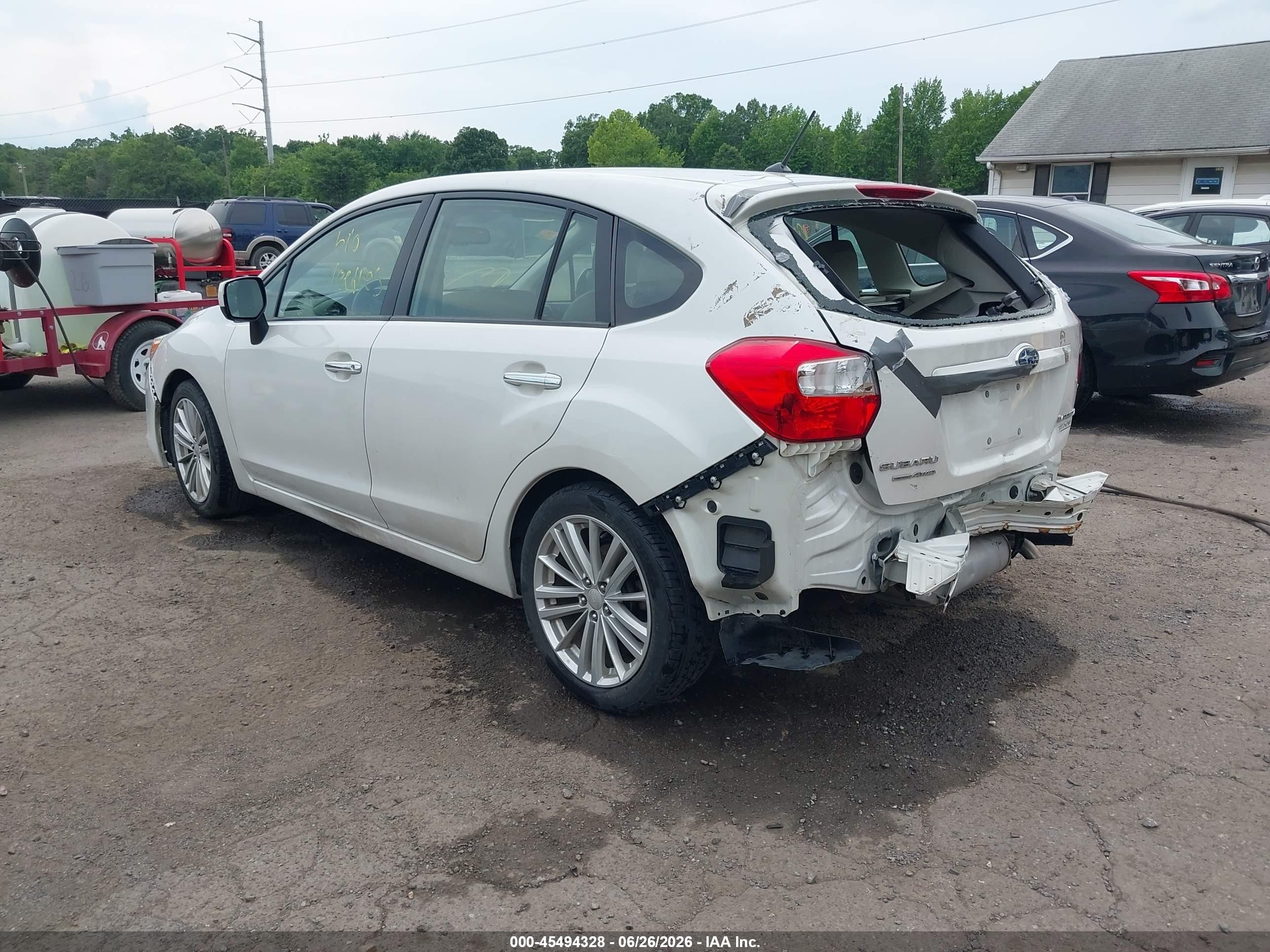 2012 Subaru Impreza 2.0i Limited White vin: JF1GPAG65CH200636