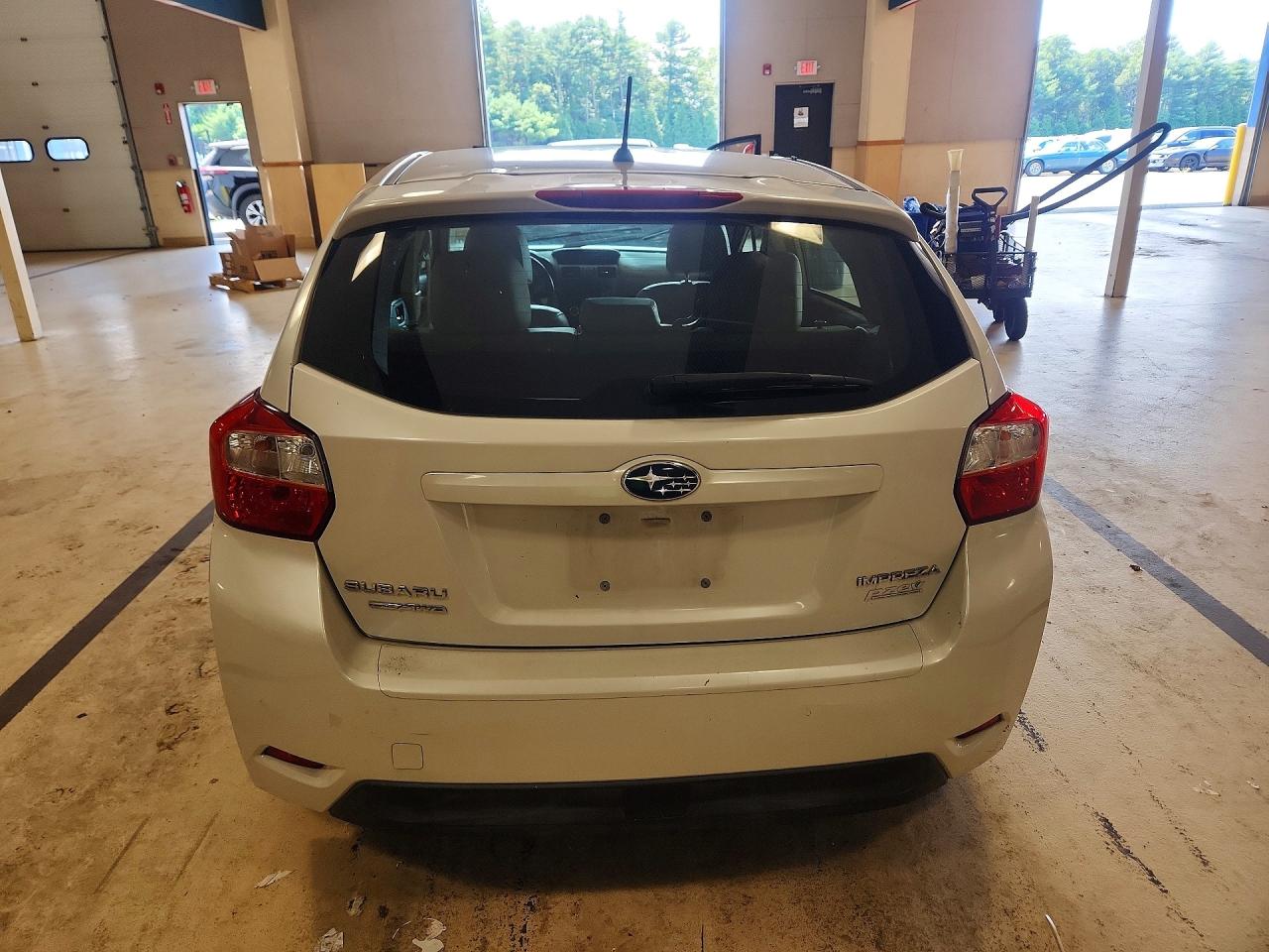 2013 Subaru Impreza Limited White vin: JF1GPAG66D2875237