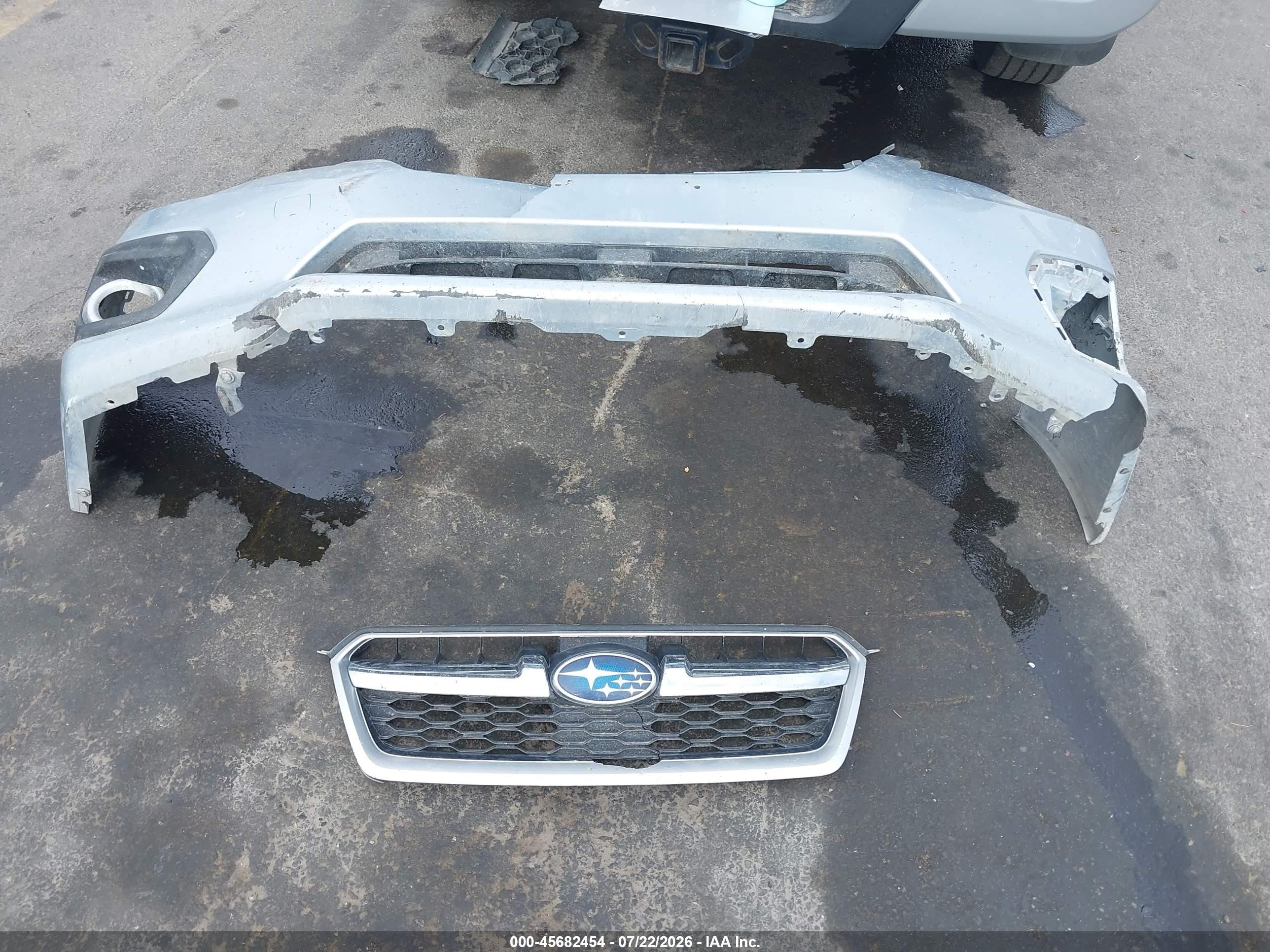 2013 Subaru Impreza 2.0i Limited Silver vin: JF1GPAH61D2827501