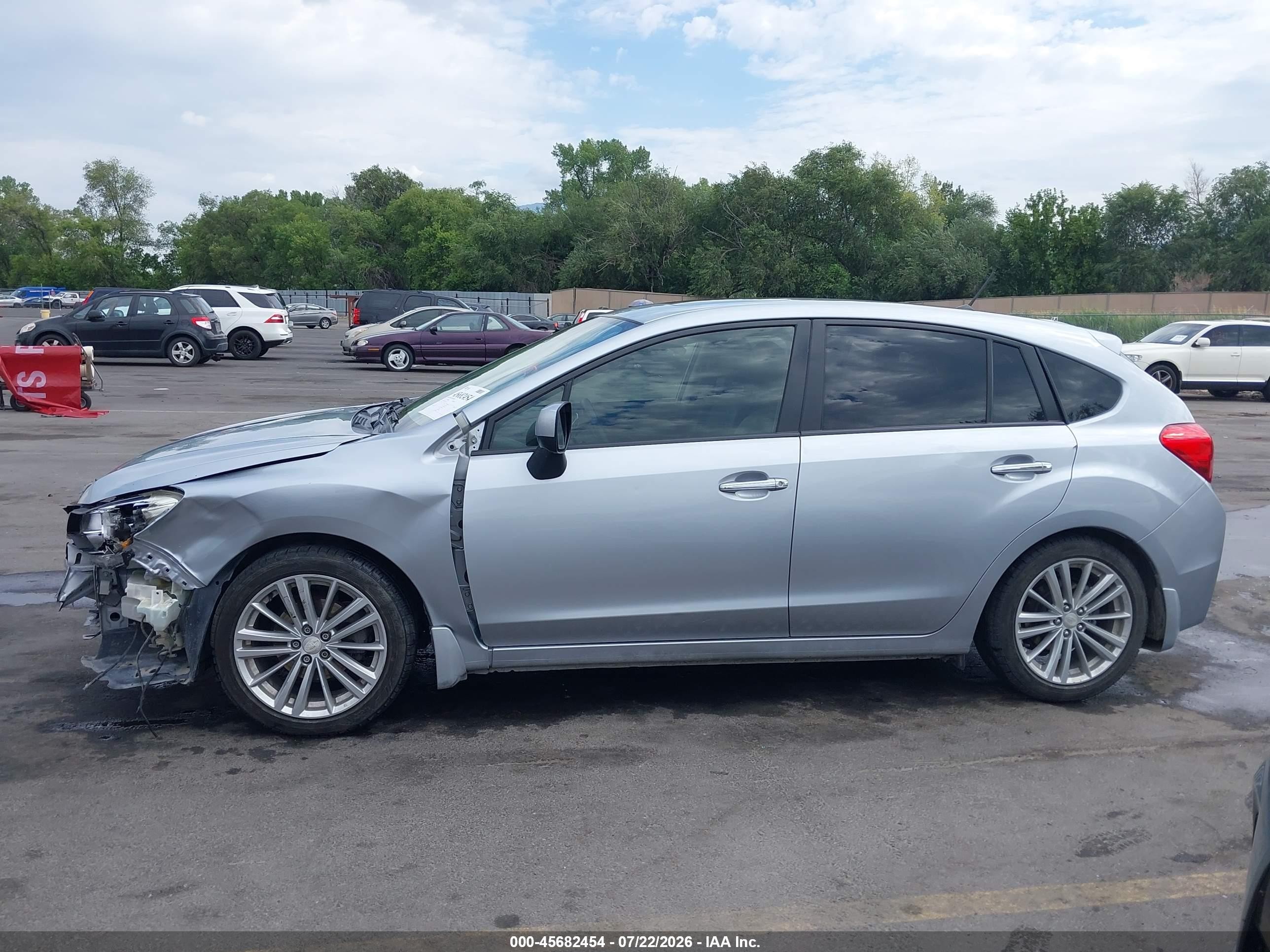 2013 Subaru Impreza 2.0i Limited Silver vin: JF1GPAH61D2827501
