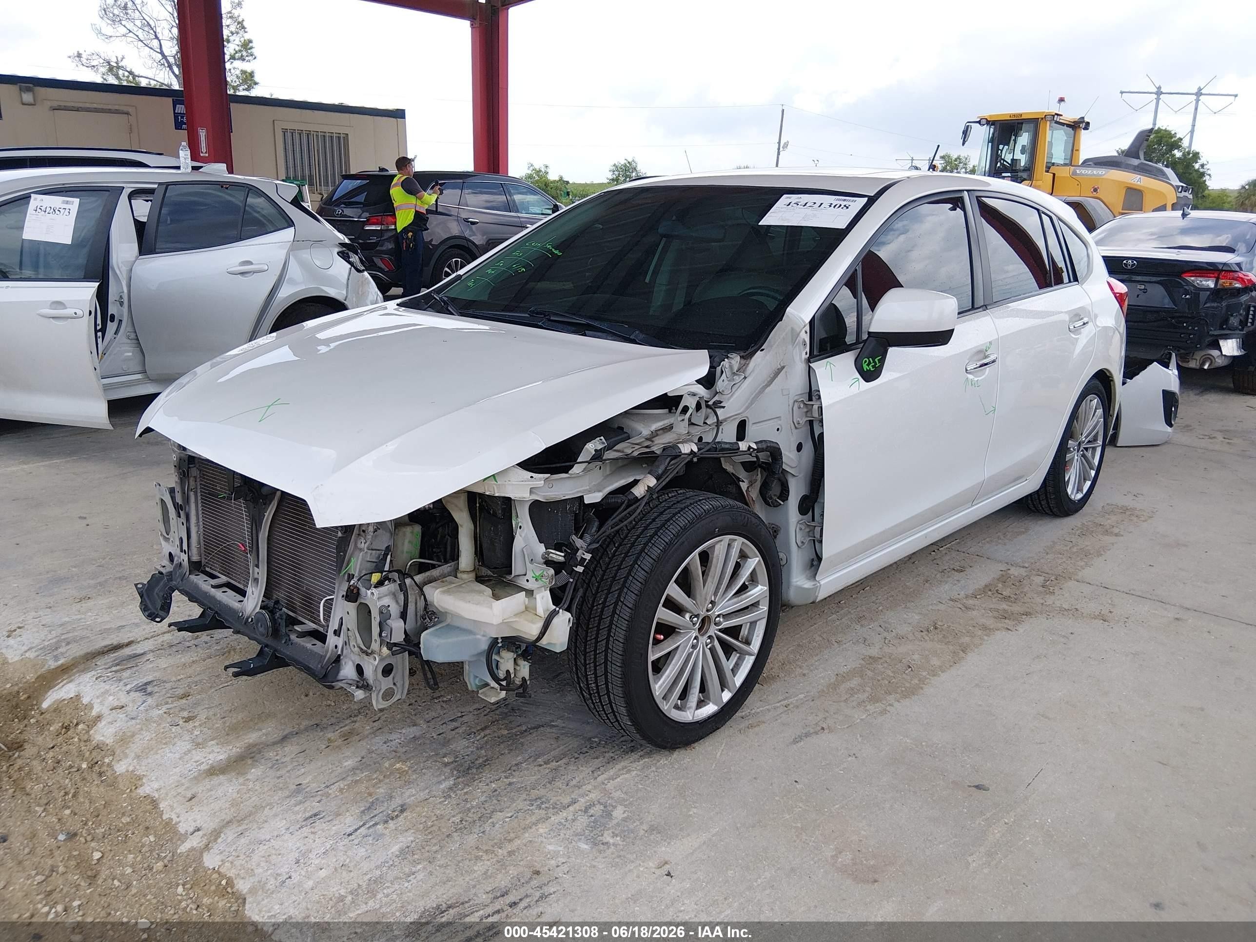 2013 Subaru Impreza 2.0i Limited White vin: JF1GPAH63D2807556