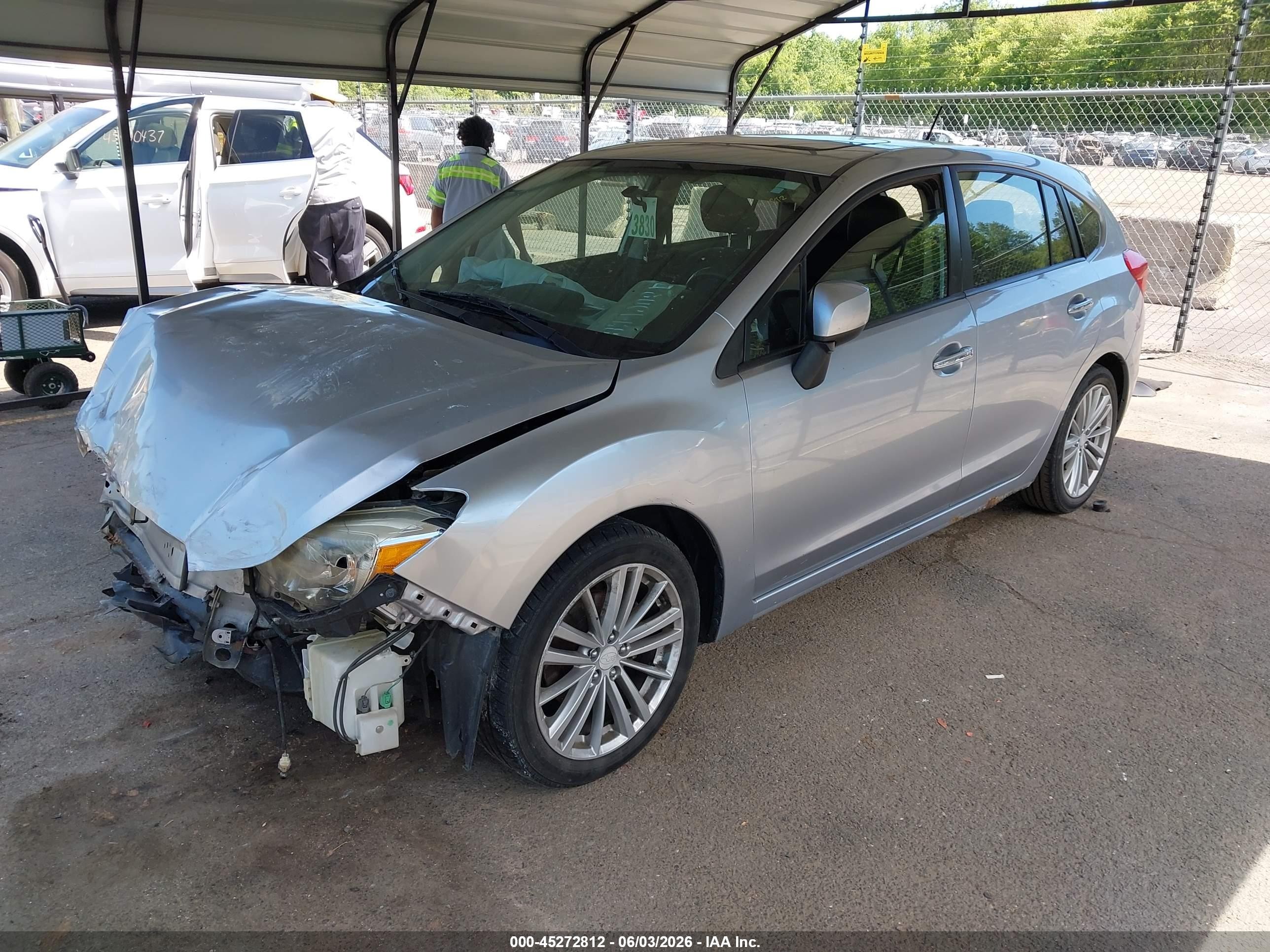 2012 Subaru Impreza 2.0i Limited Серебряный vin: JF1GPAH68CH229174