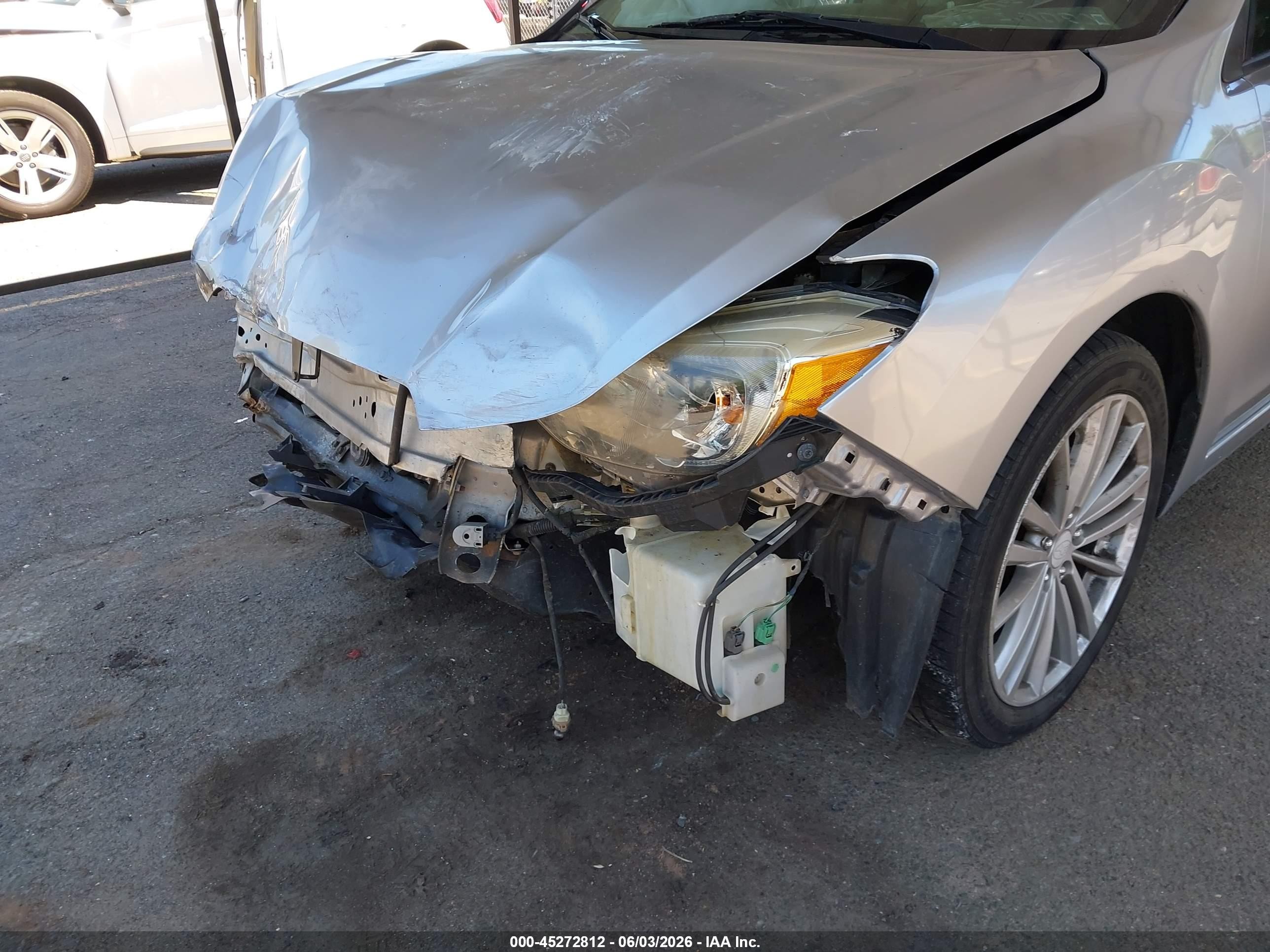 2012 Subaru Impreza 2.0i Limited Серебряный vin: JF1GPAH68CH229174