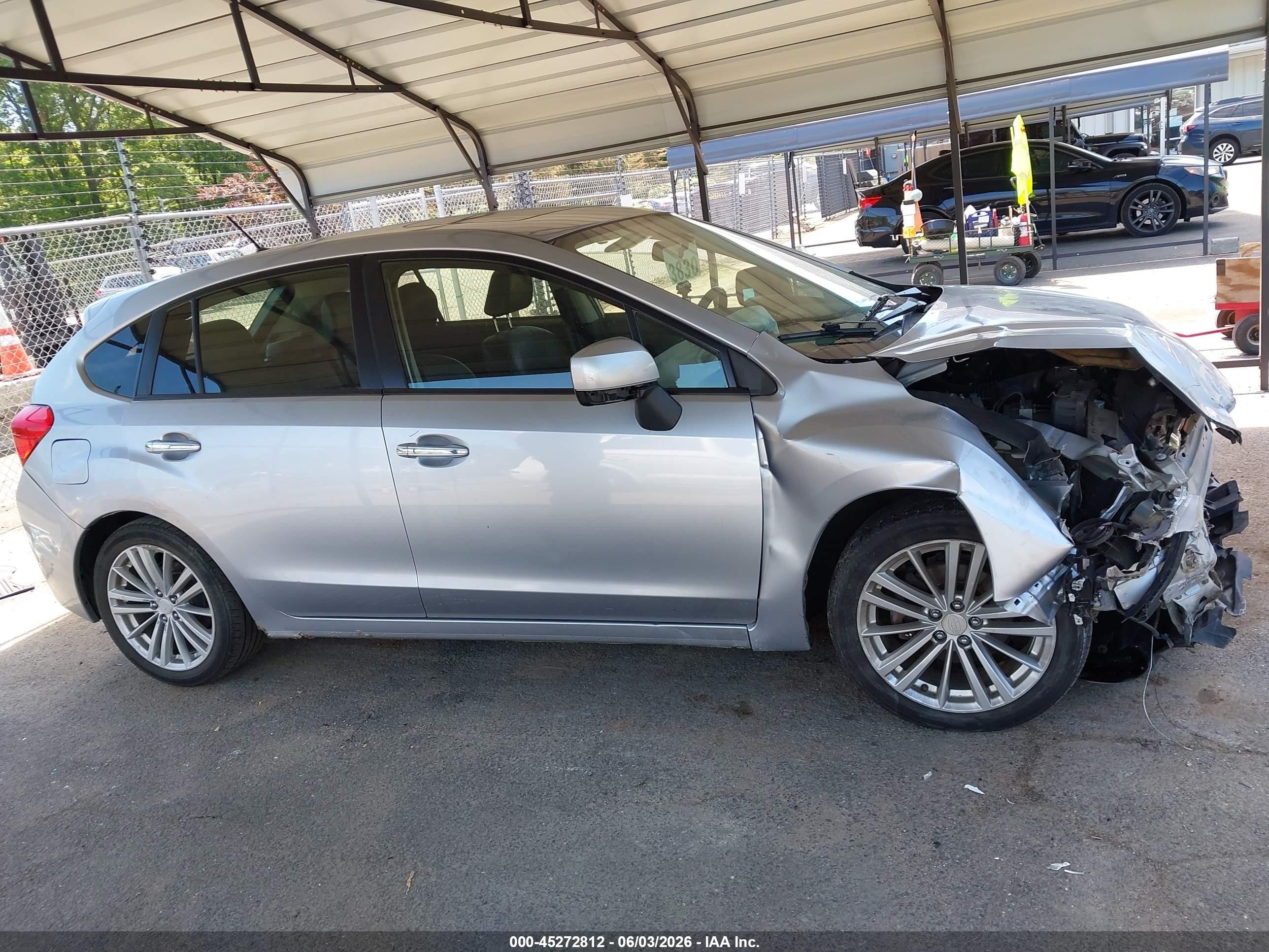 2012 Subaru Impreza 2.0i Limited Серебряный vin: JF1GPAH68CH229174