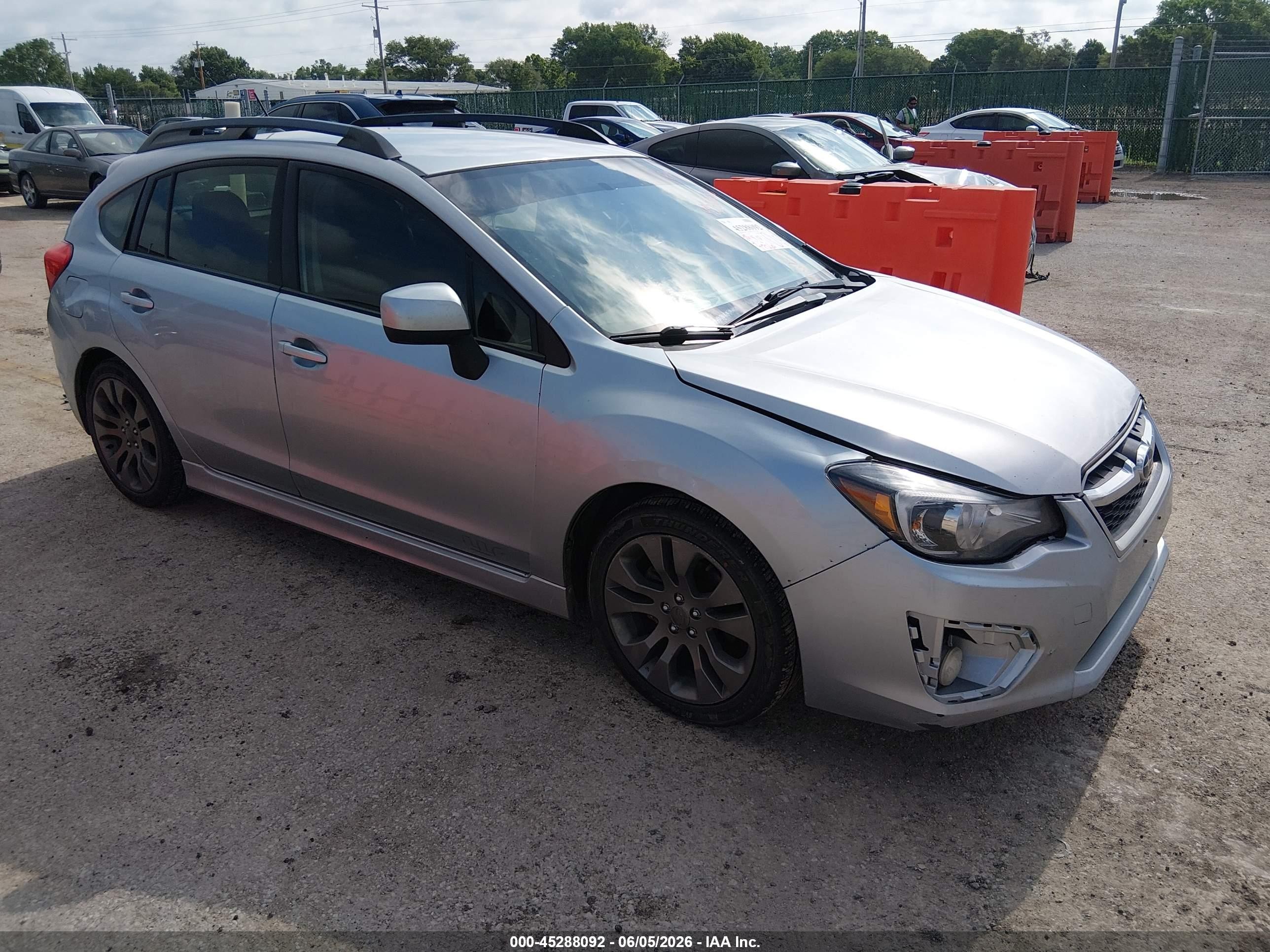 2012 Subaru Impreza 2.0i Sport Premium Silver vin: JF1GPAL60CH232867