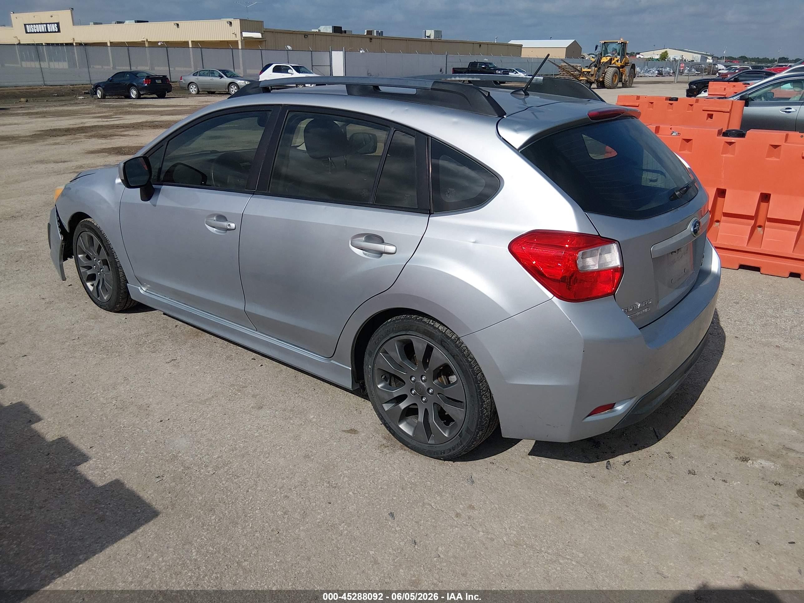 2012 Subaru Impreza 2.0i Sport Premium Серебряный vin: JF1GPAL60CH232867