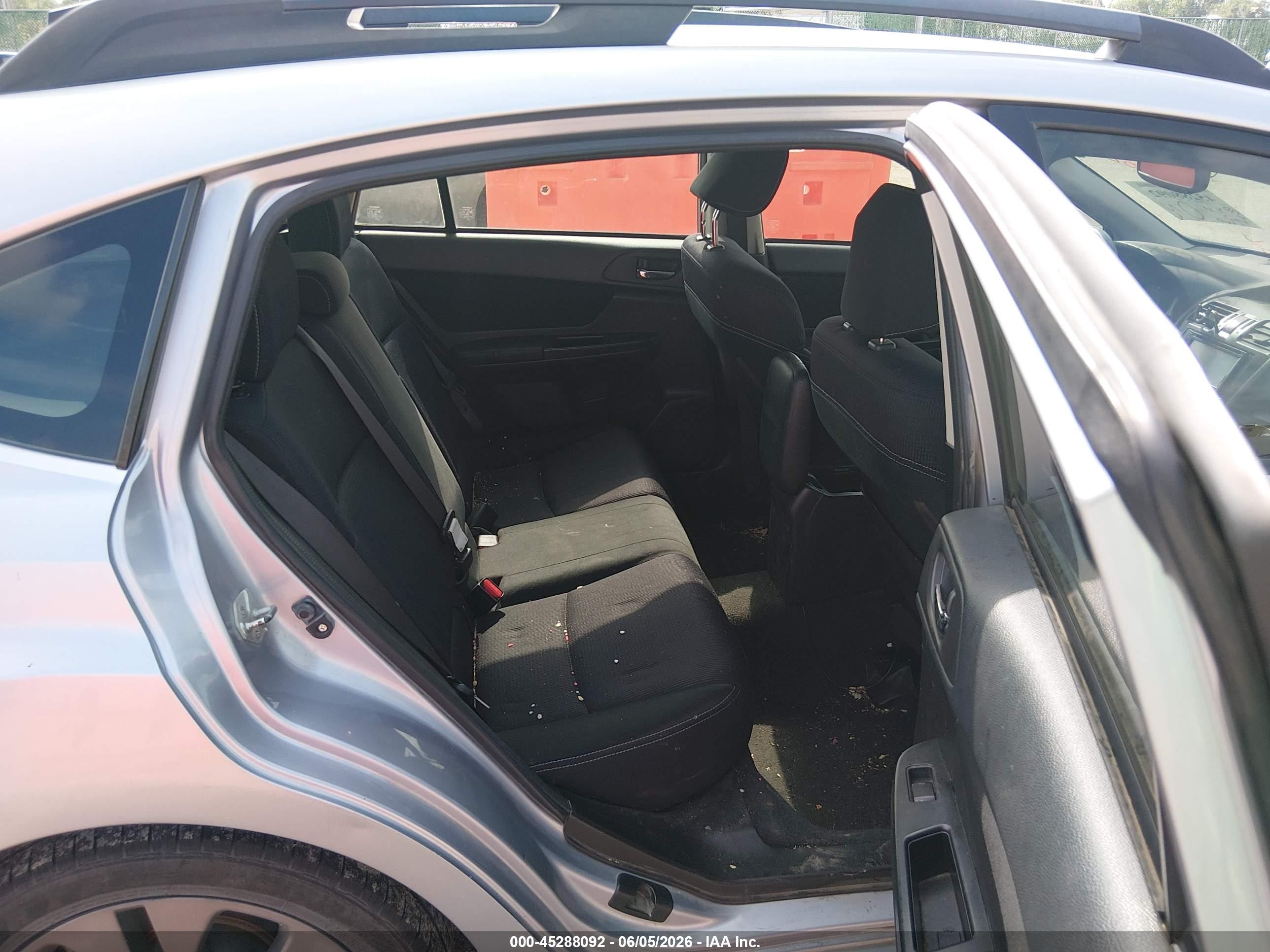 2012 Subaru Impreza 2.0i Sport Premium Серебряный vin: JF1GPAL60CH232867
