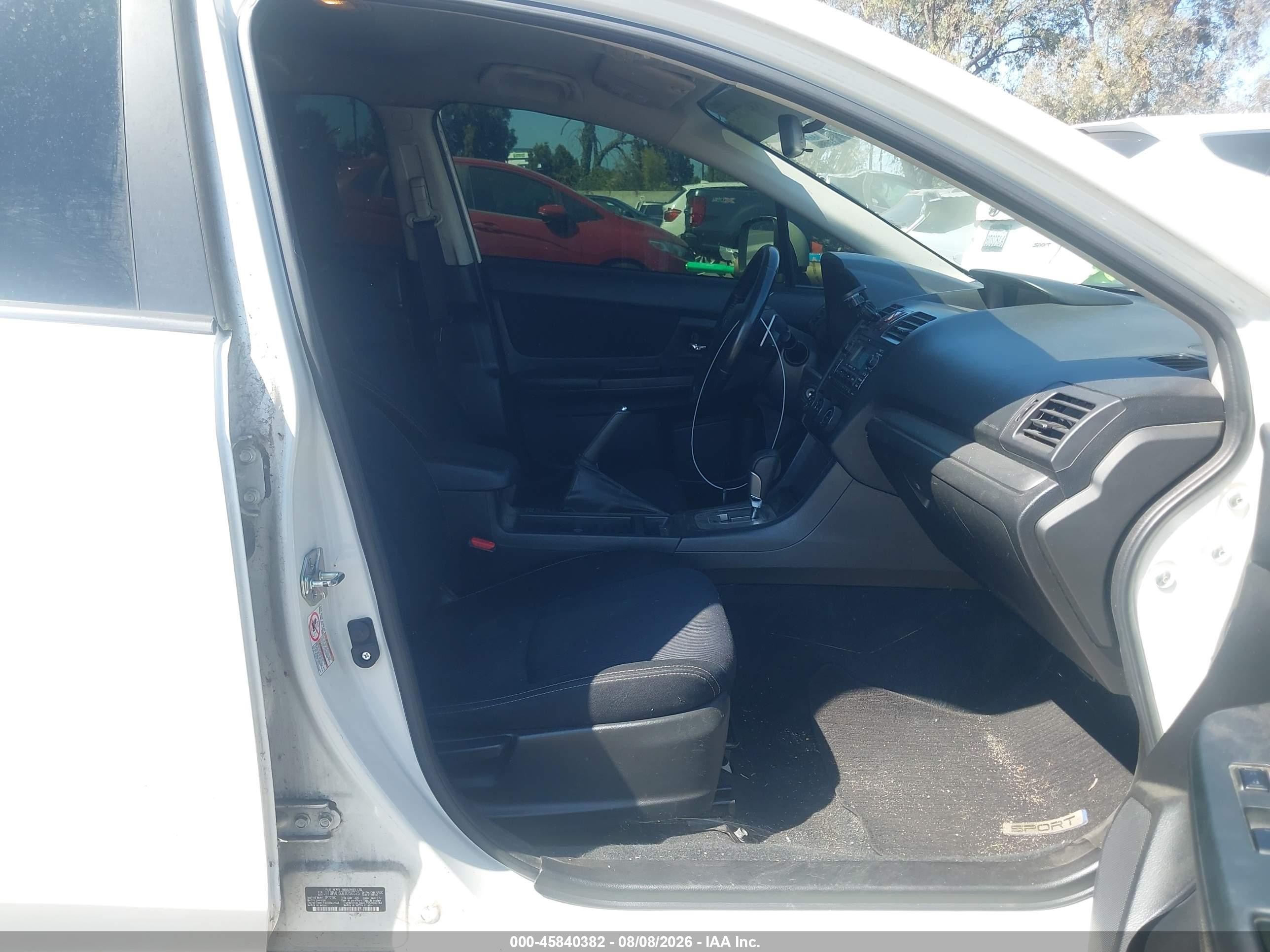 2014 Subaru Impreza 2.0i Sport Premium White vin: JF1GPAL60E8256525