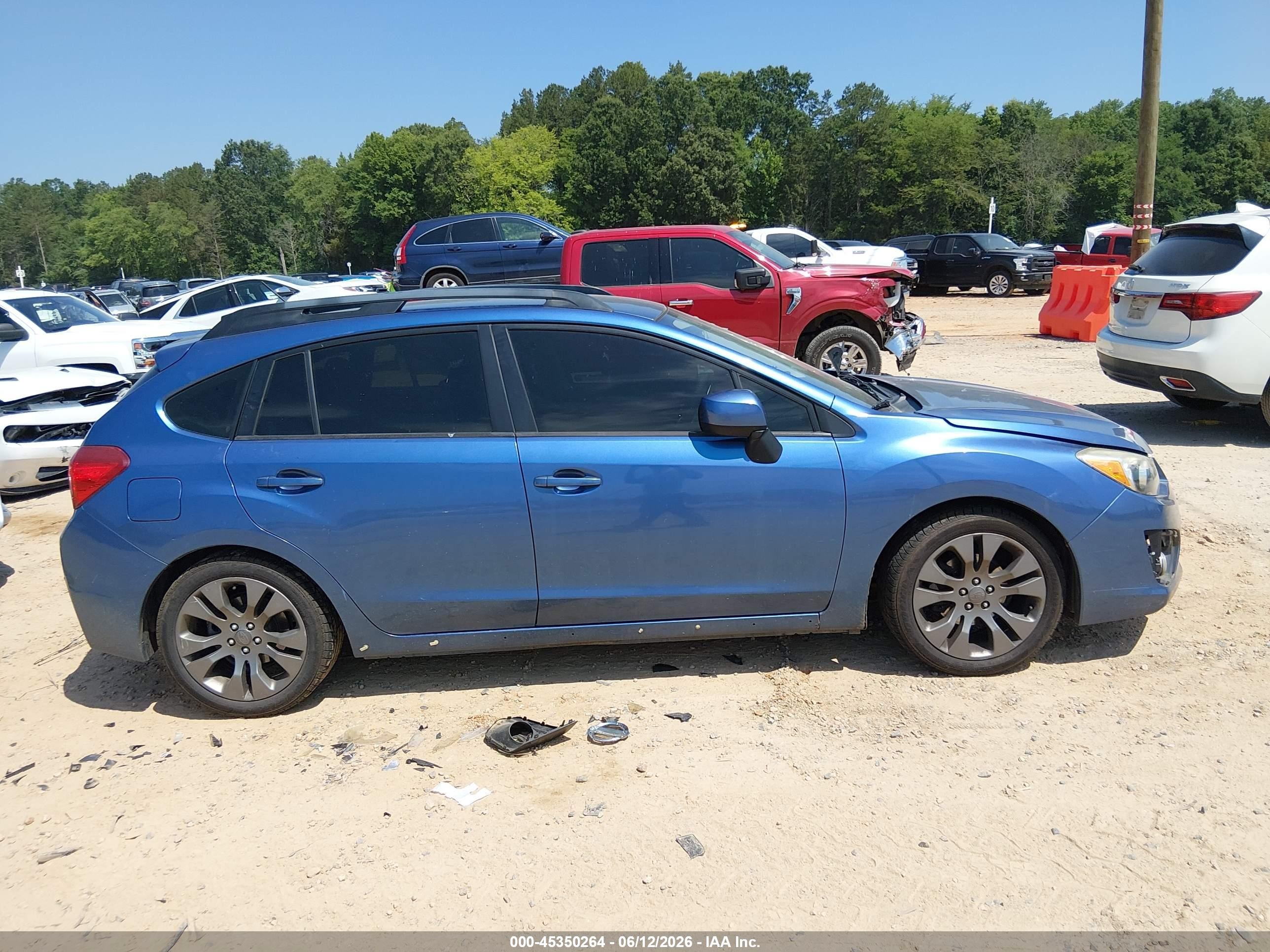 2014 Subaru Impreza 2.0i Sport Premium Blue vin: JF1GPAL60E8280971