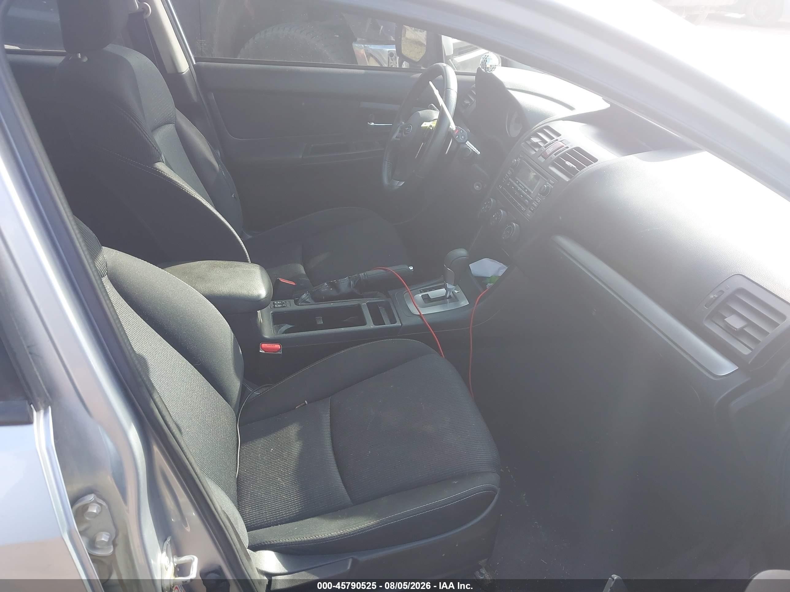 2014 Subaru Impreza 2.0i Sport Premium Серебряный vin: JF1GPAL60EH333894