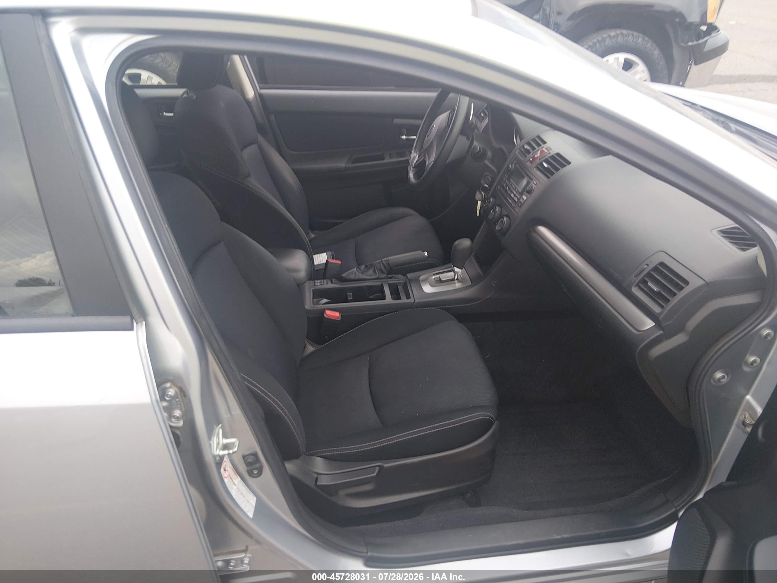 2012 Subaru Impreza 2.0i Sport Premium Silver vin: JF1GPAL61CH222512