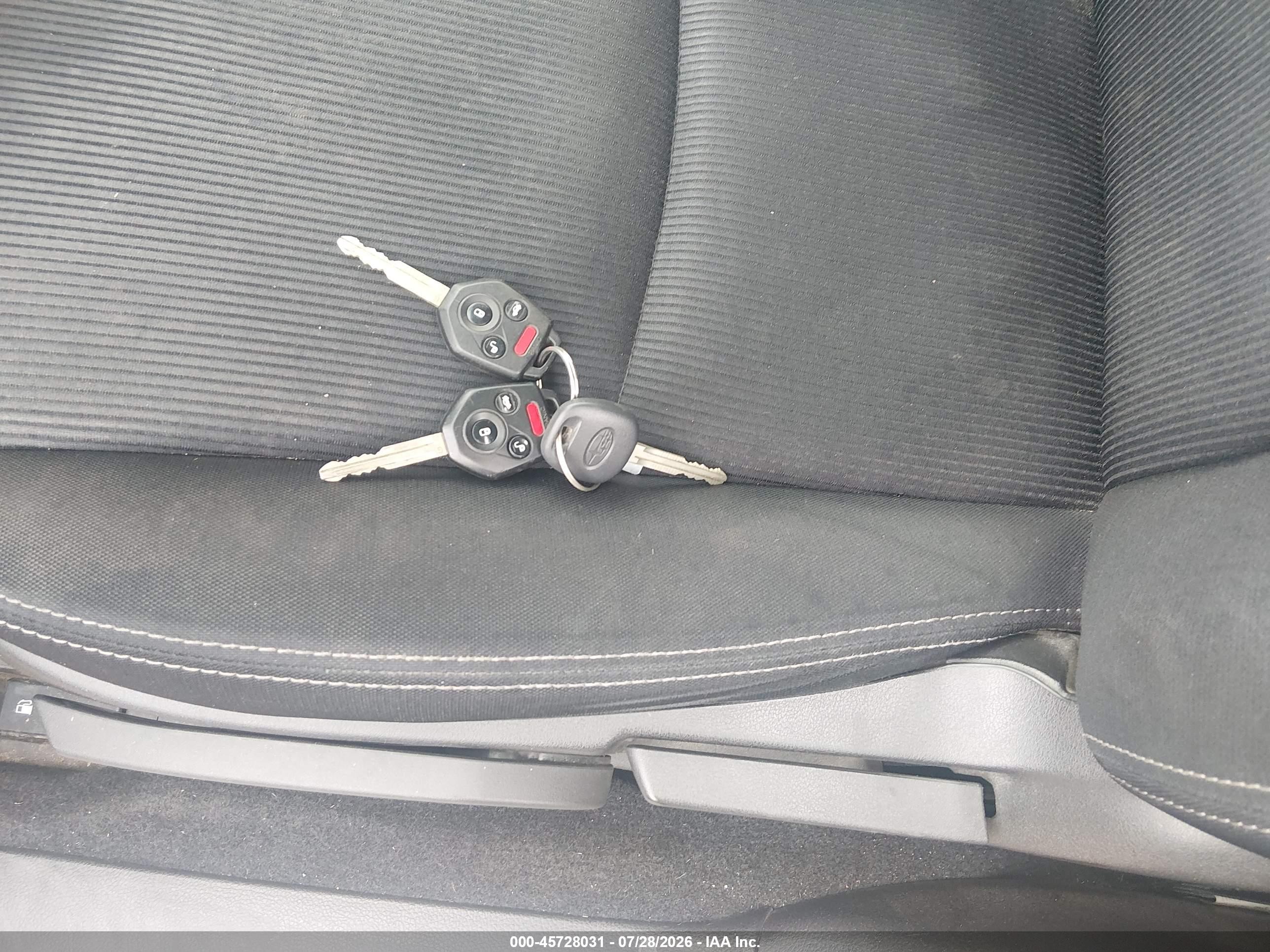 2012 Subaru Impreza 2.0i Sport Premium Silver vin: JF1GPAL61CH222512