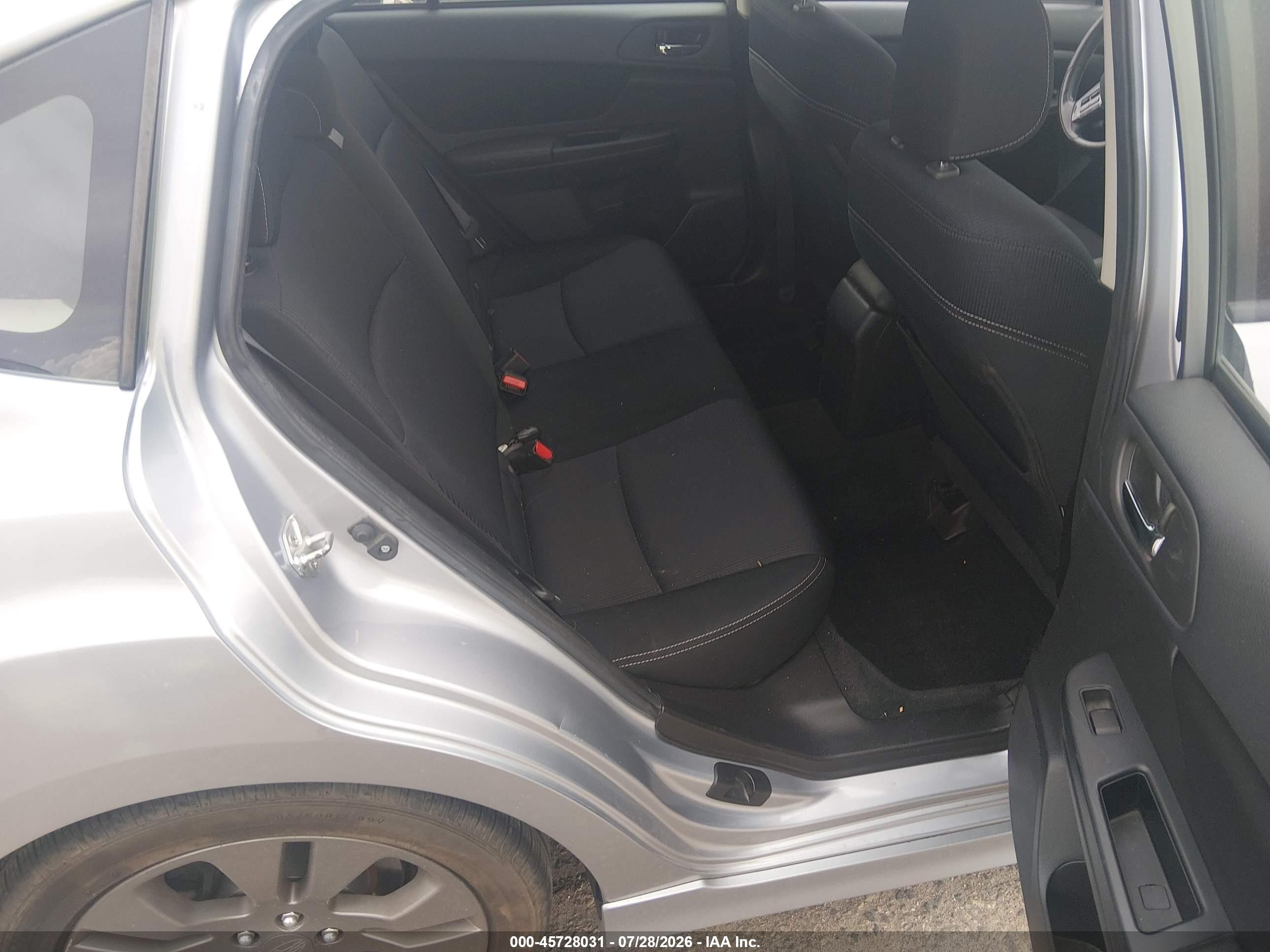 2012 Subaru Impreza 2.0i Sport Premium Silver vin: JF1GPAL61CH222512