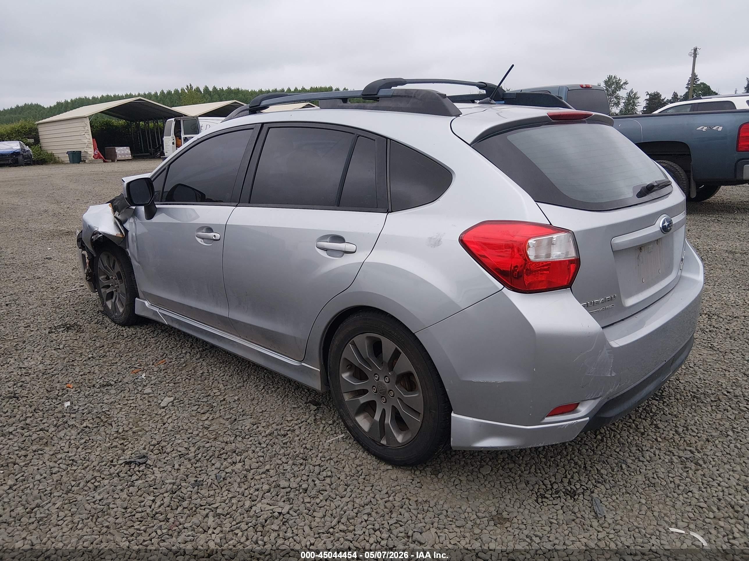 2013 Subaru Impreza 2.0i Sport Premium Silver vin: JF1GPAL61D2874325