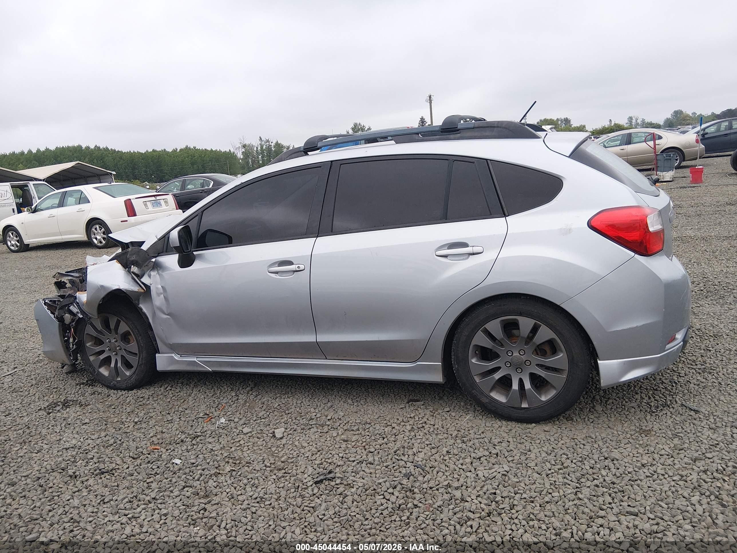 2013 Subaru Impreza 2.0i Sport Premium Silver vin: JF1GPAL61D2874325
