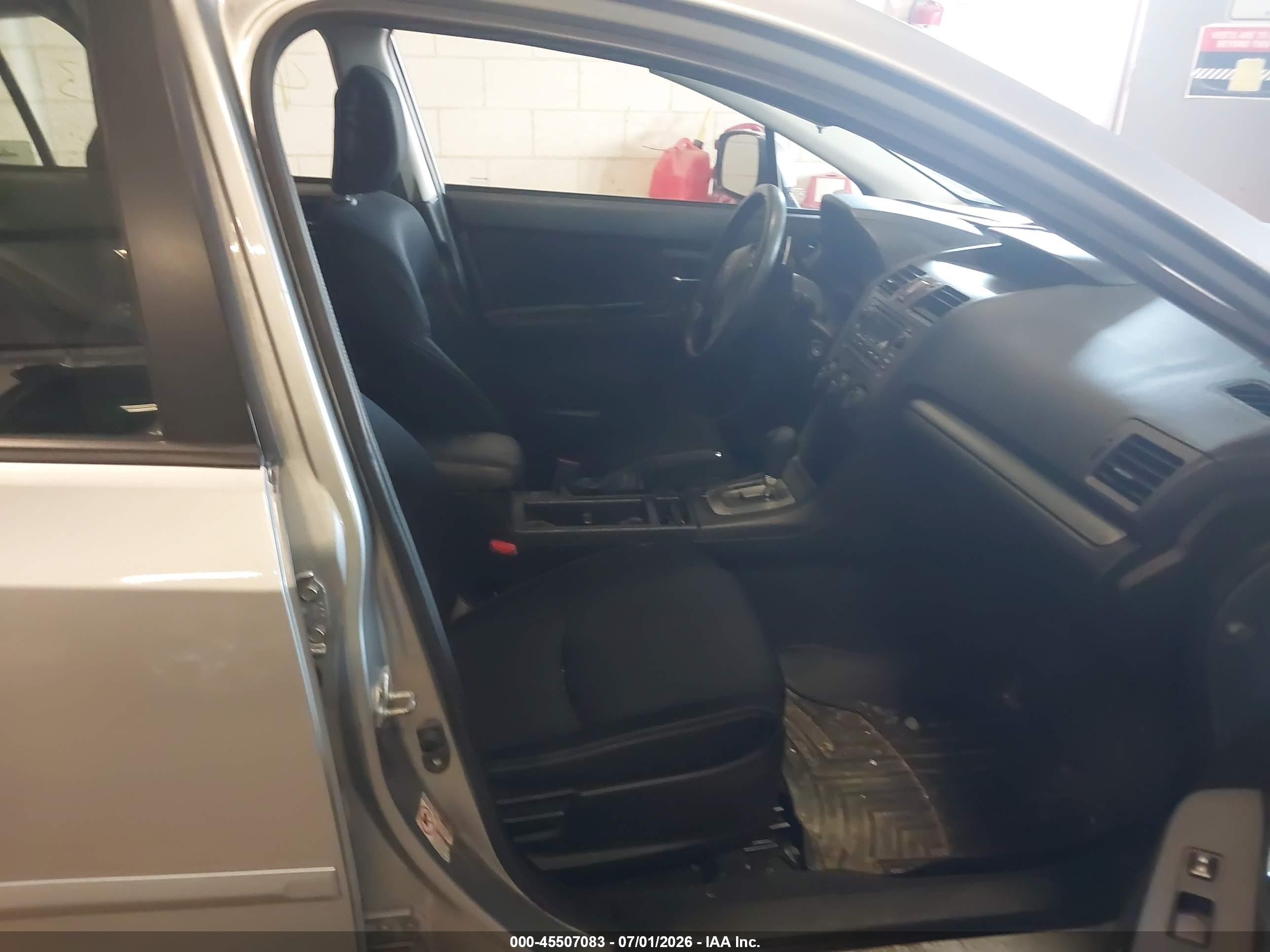 2012 Subaru Impreza 2.0i Sport Premium Silver vin: JF1GPAL62CH207078