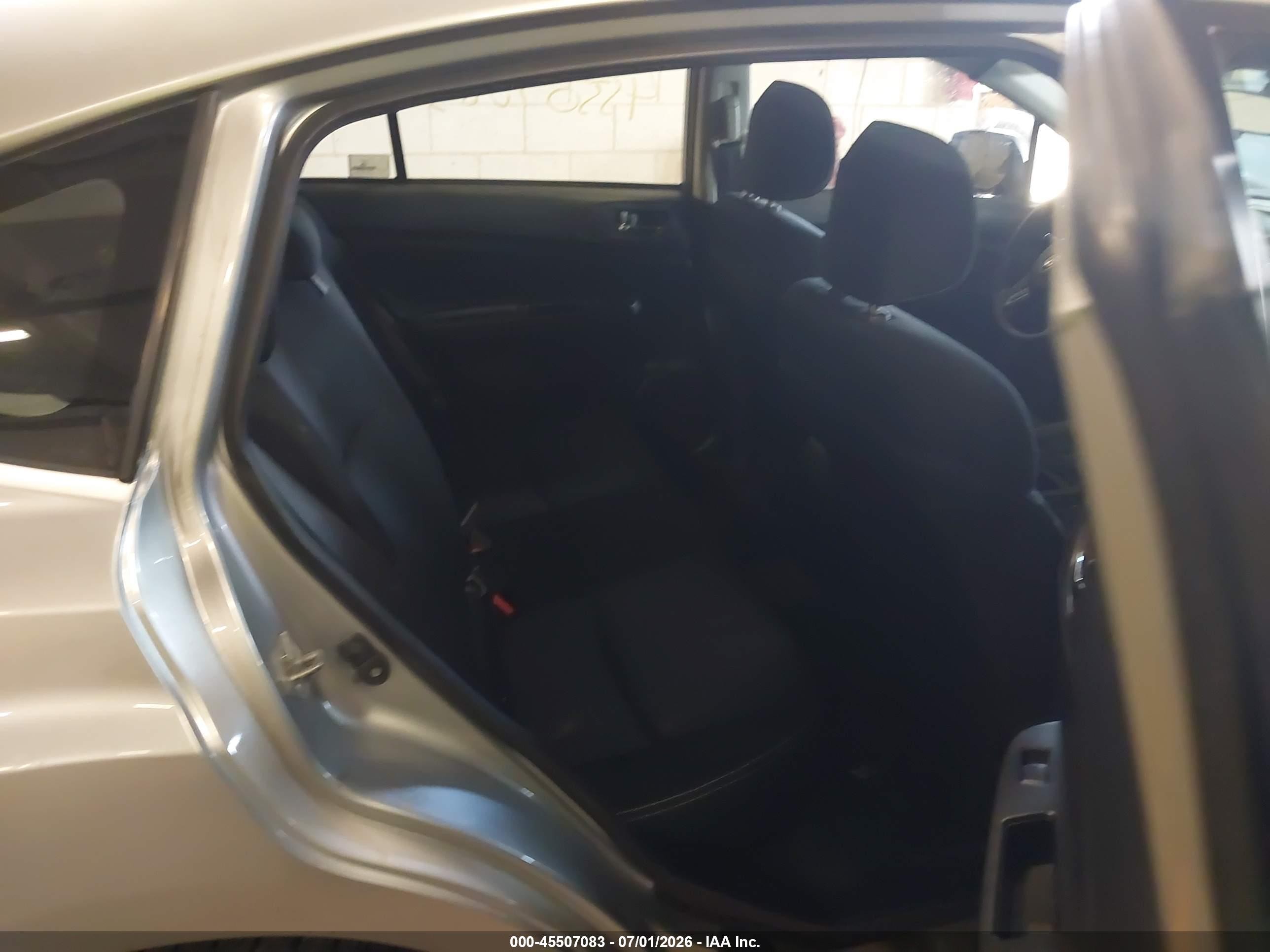 2012 Subaru Impreza 2.0i Sport Premium Silver vin: JF1GPAL62CH207078