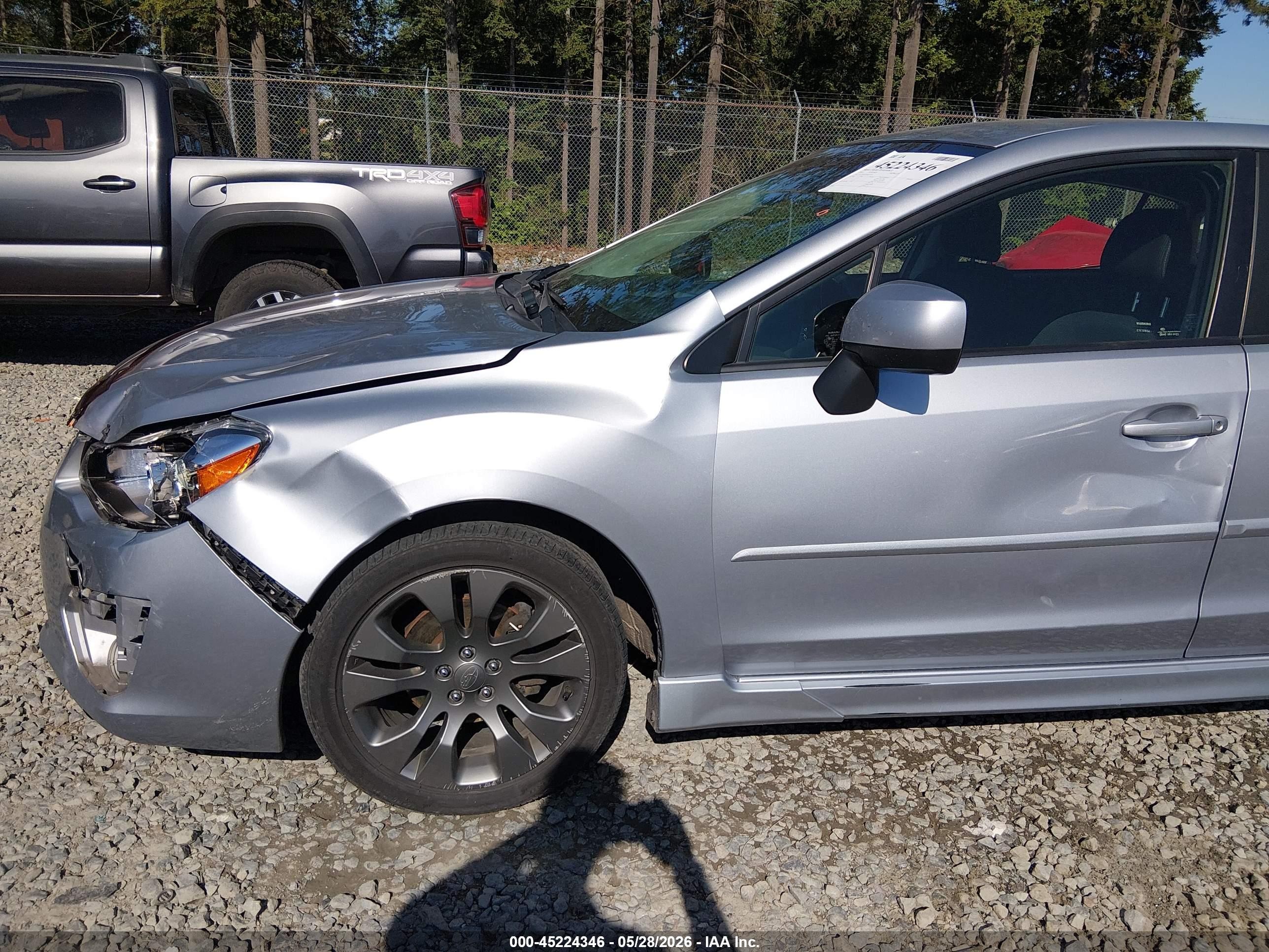 2014 Subaru Impreza 2.0i Sport Premium Silver vin: JF1GPAL62E8229360