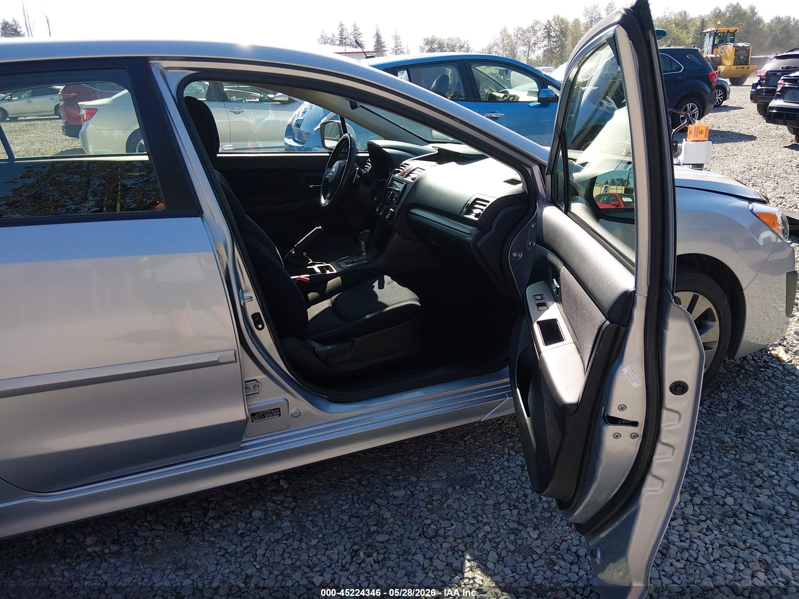 2014 Subaru Impreza 2.0i Sport Premium Silver vin: JF1GPAL62E8229360