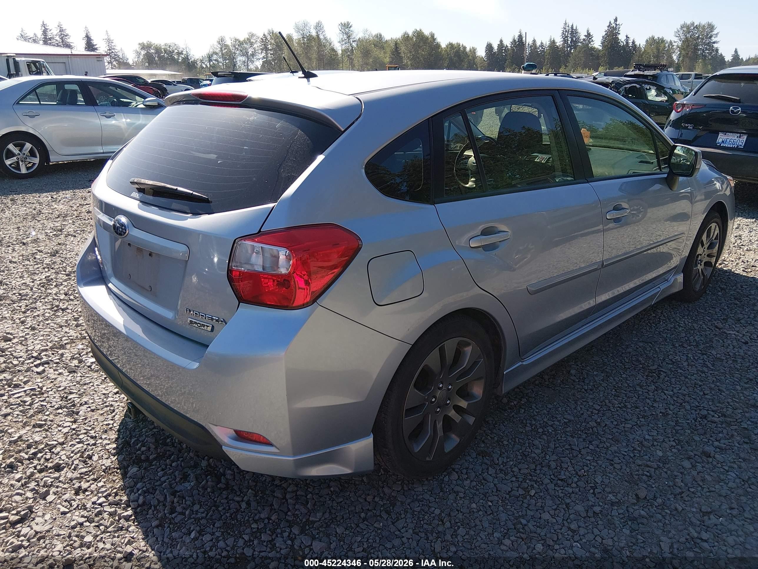 2014 Subaru Impreza 2.0i Sport Premium Silver vin: JF1GPAL62E8229360