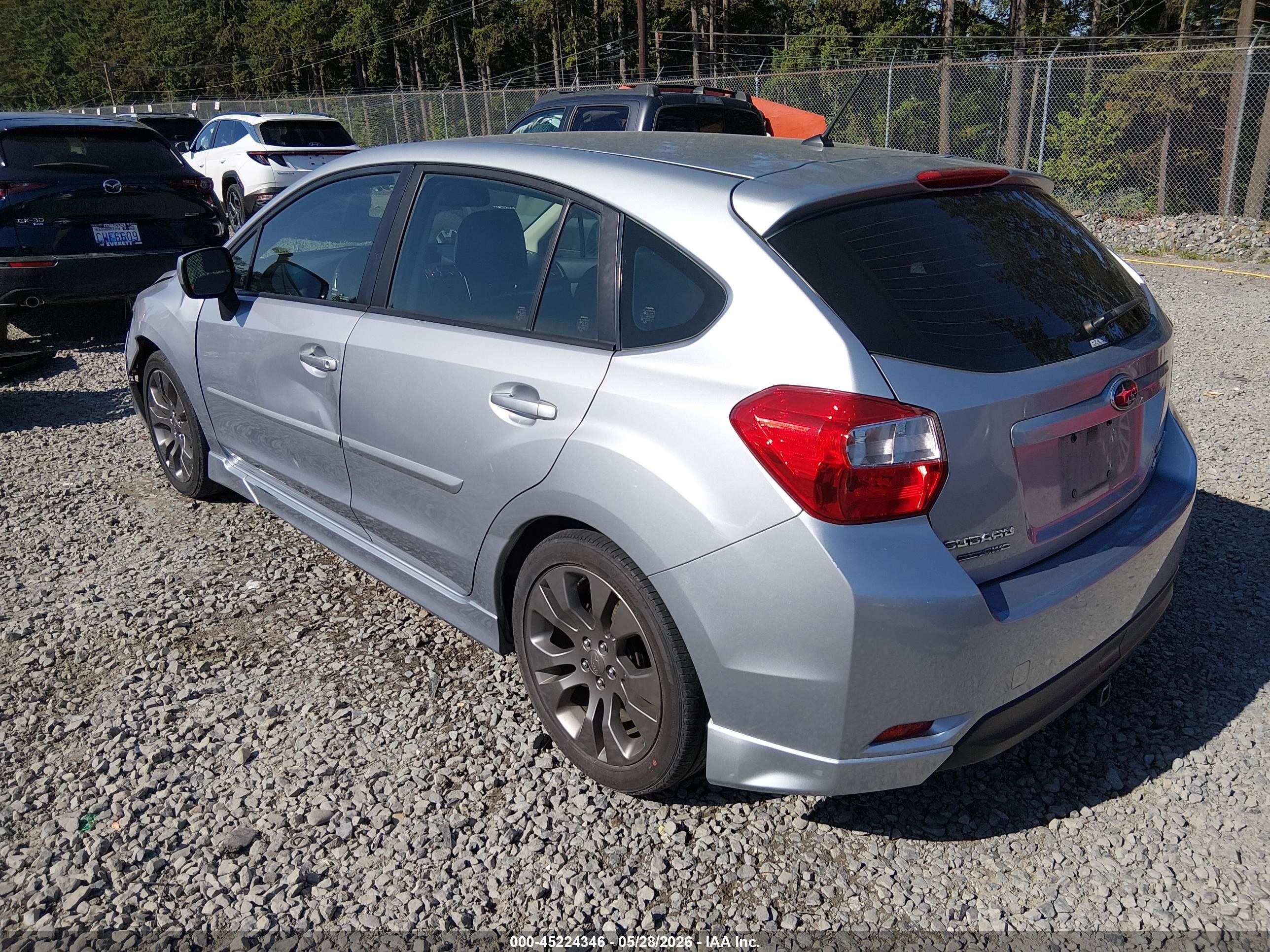 2014 Subaru Impreza 2.0i Sport Premium Silver vin: JF1GPAL62E8229360