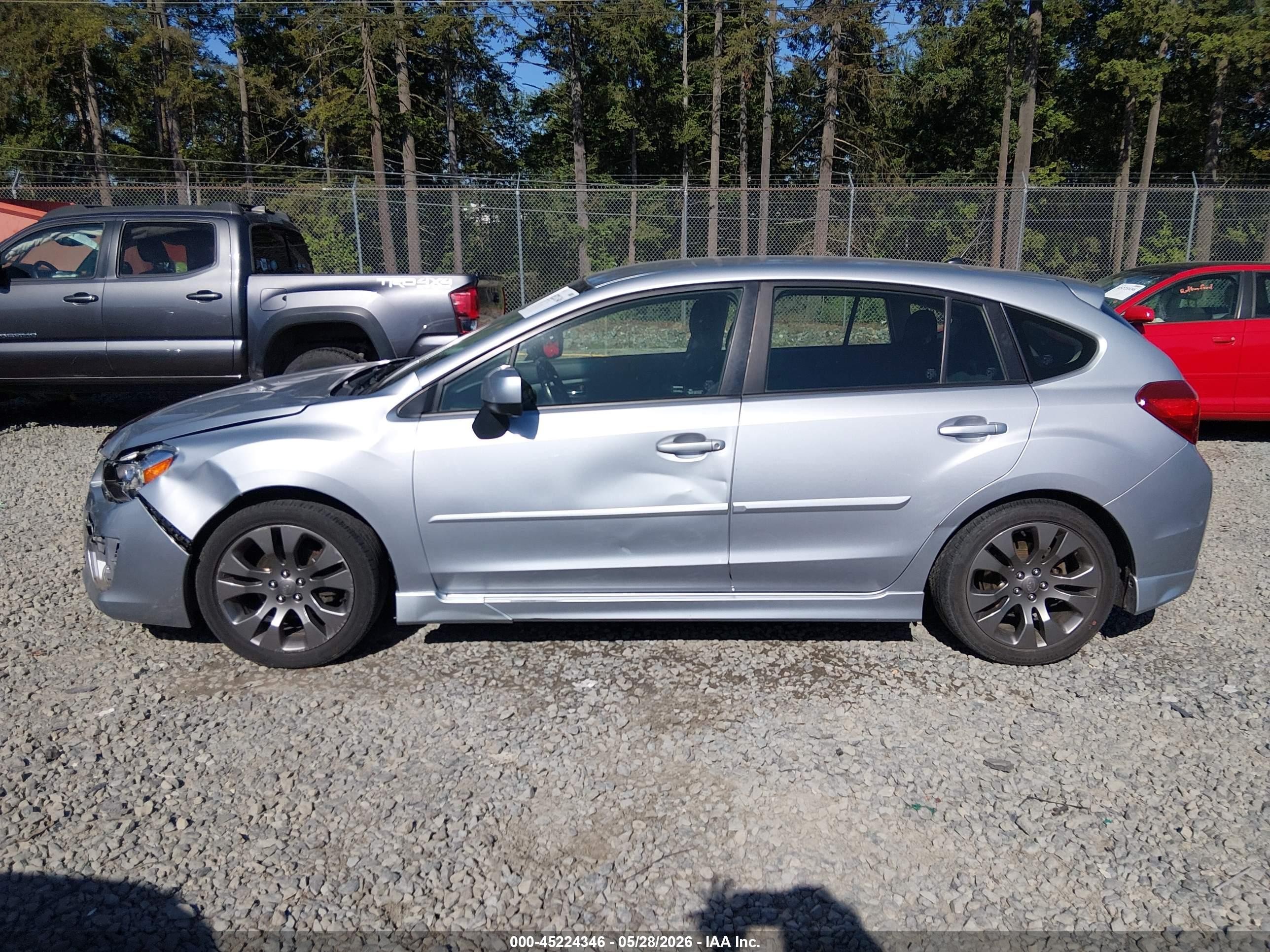 2014 Subaru Impreza 2.0i Sport Premium Silver vin: JF1GPAL62E8229360