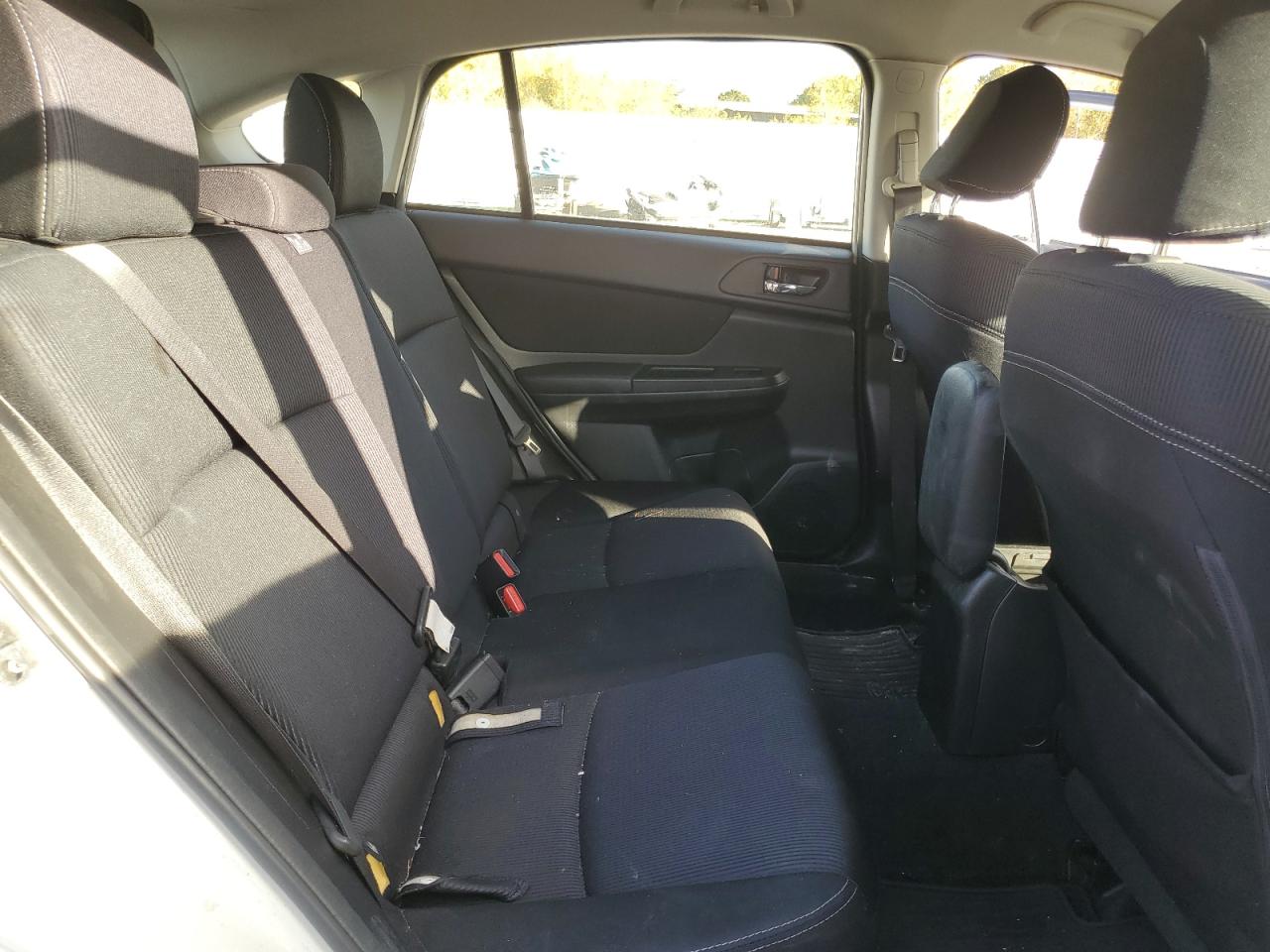 2014 Subaru Impreza Sport Premium White vin: JF1GPAL62E8307247