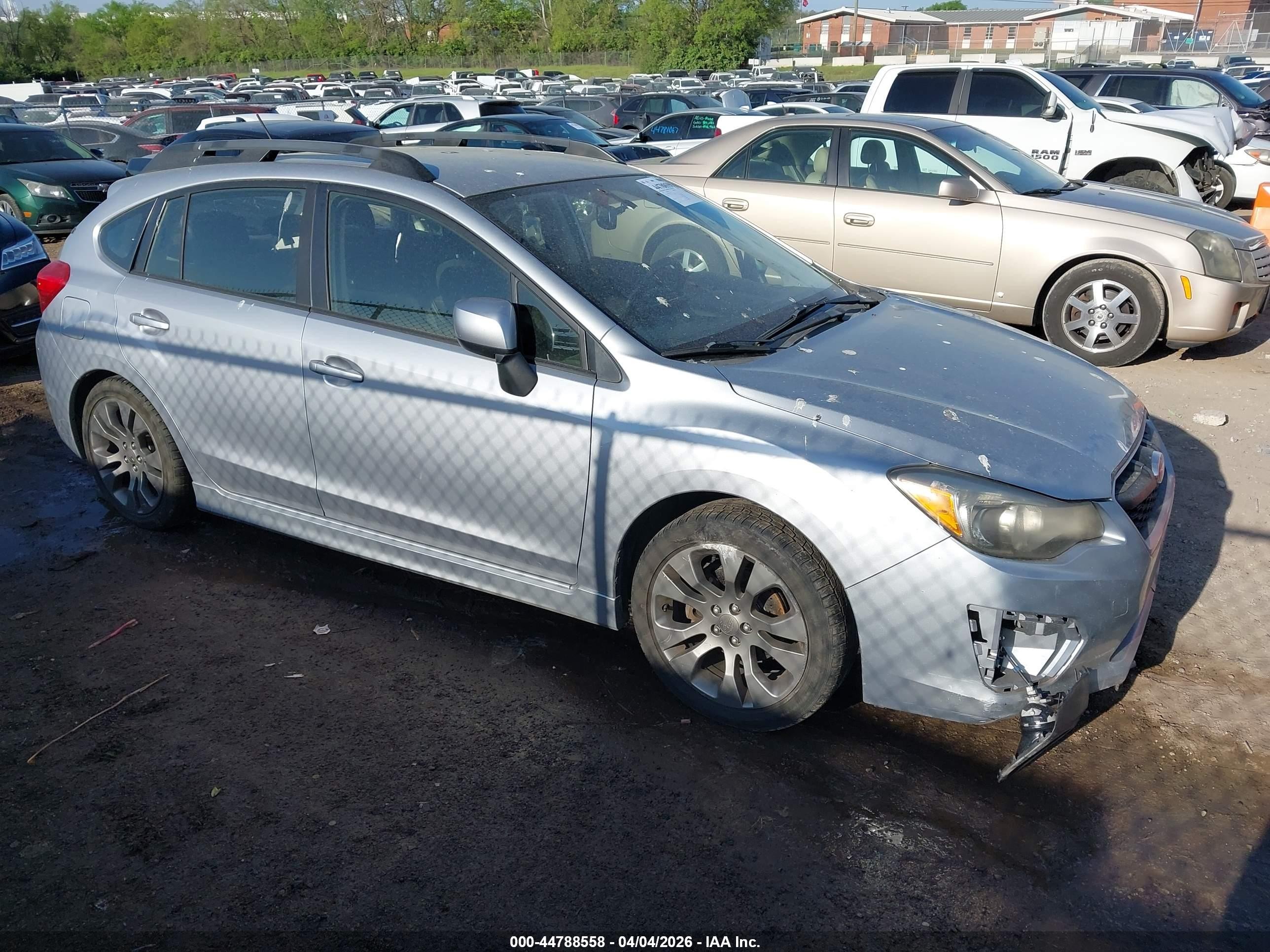 2014 Subaru Impreza 2.0i Sport Premium Silver vin: JF1GPAL63E8219419