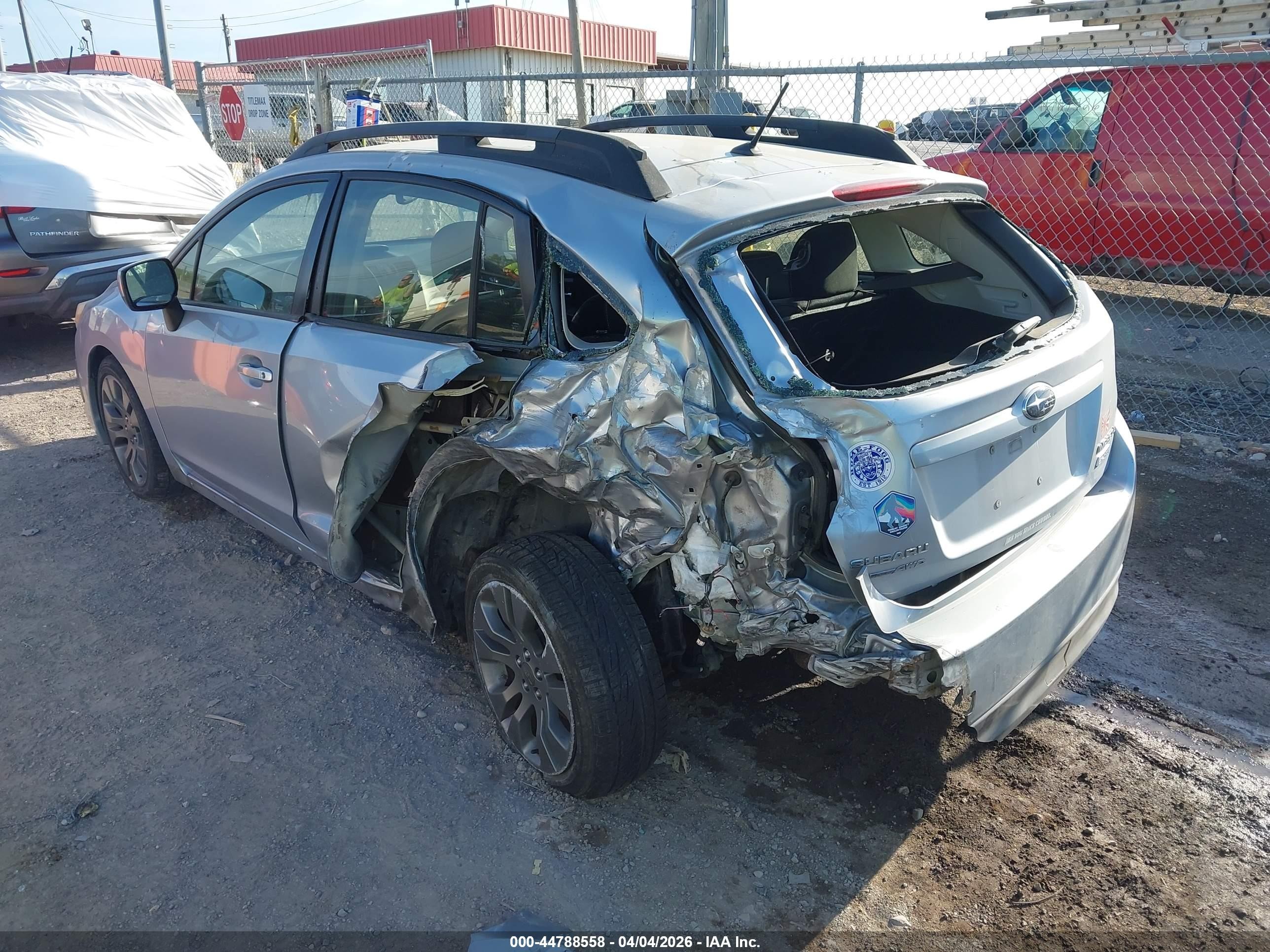 2014 Subaru Impreza 2.0i Sport Premium Silver vin: JF1GPAL63E8219419