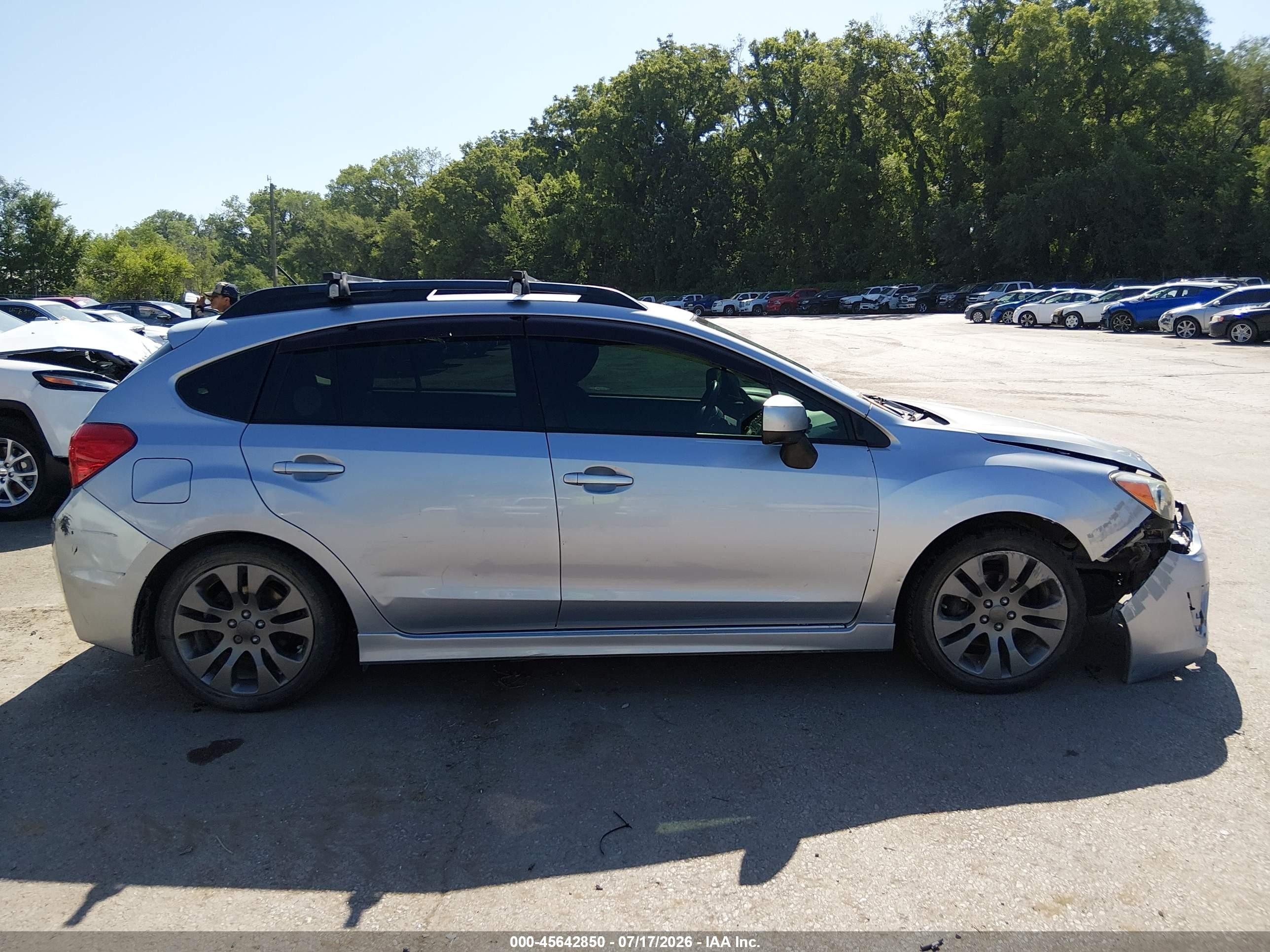 2014 Subaru Impreza 2.0i Sport Premium Silver vin: JF1GPAL64E8214309