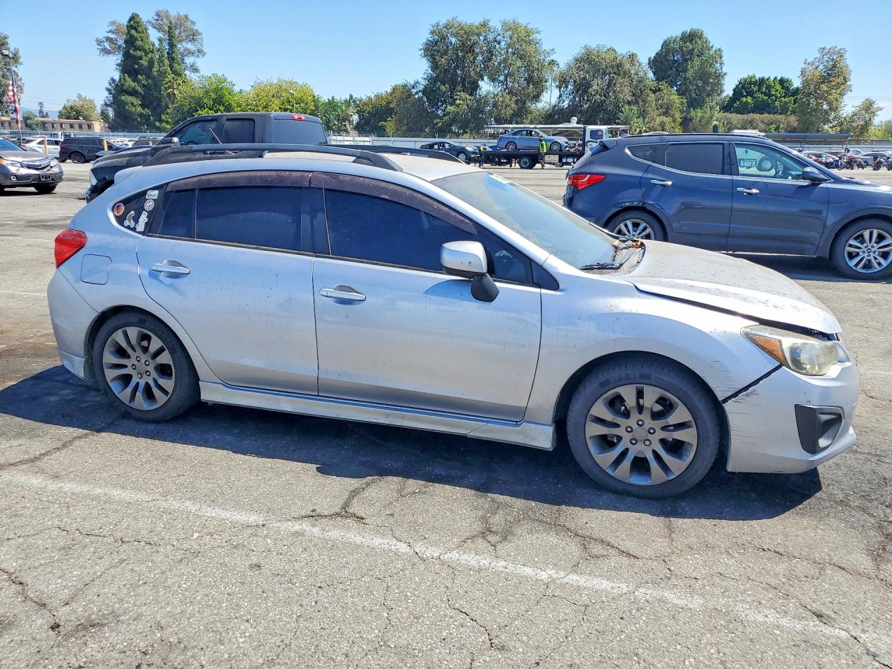 2014 Subaru Impreza Sport Premium Silver vin: JF1GPAL64E8218392