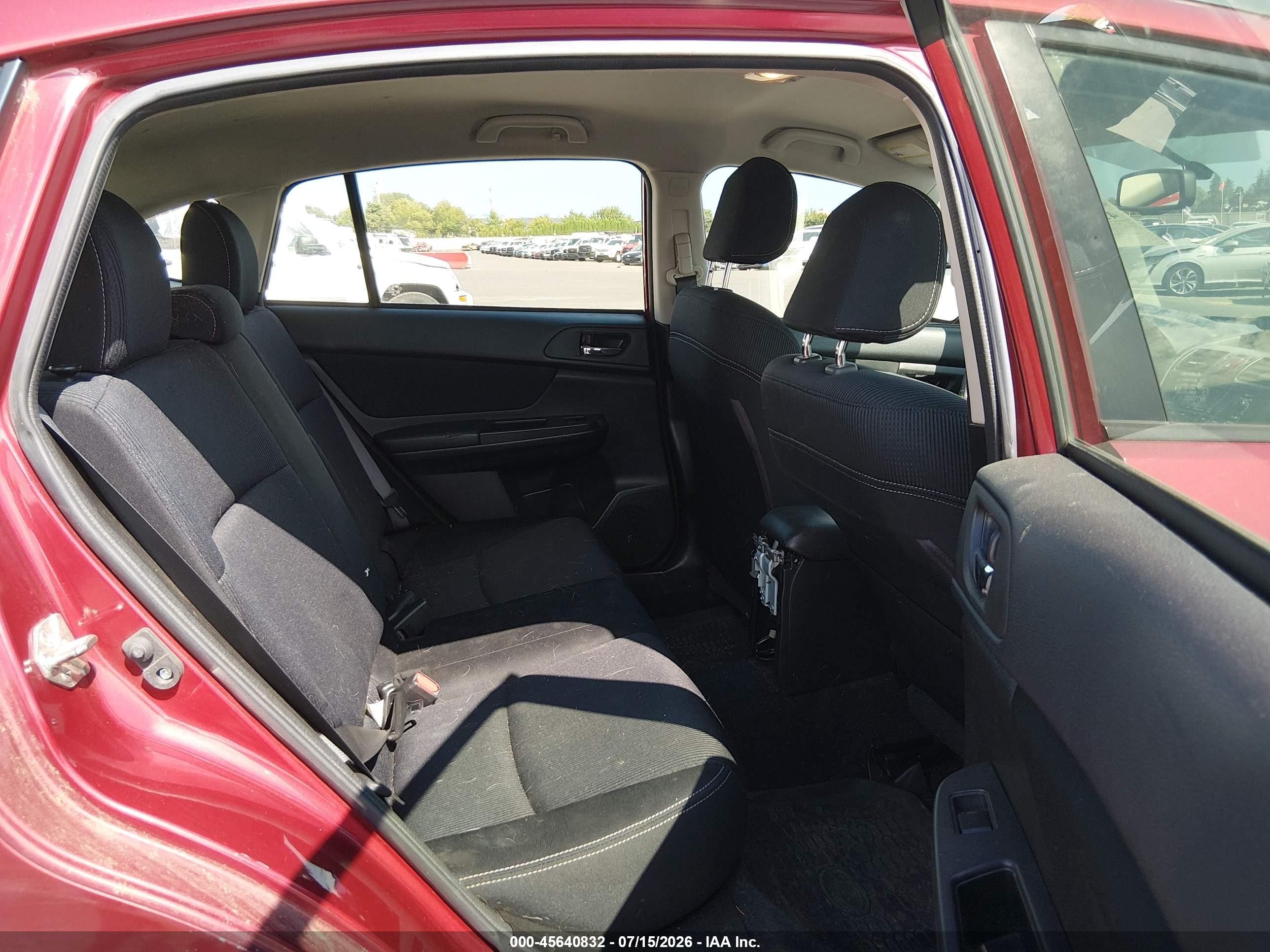 2014 Subaru Impreza 2.0i Sport Premium Red vin: JF1GPAL64E8237136
