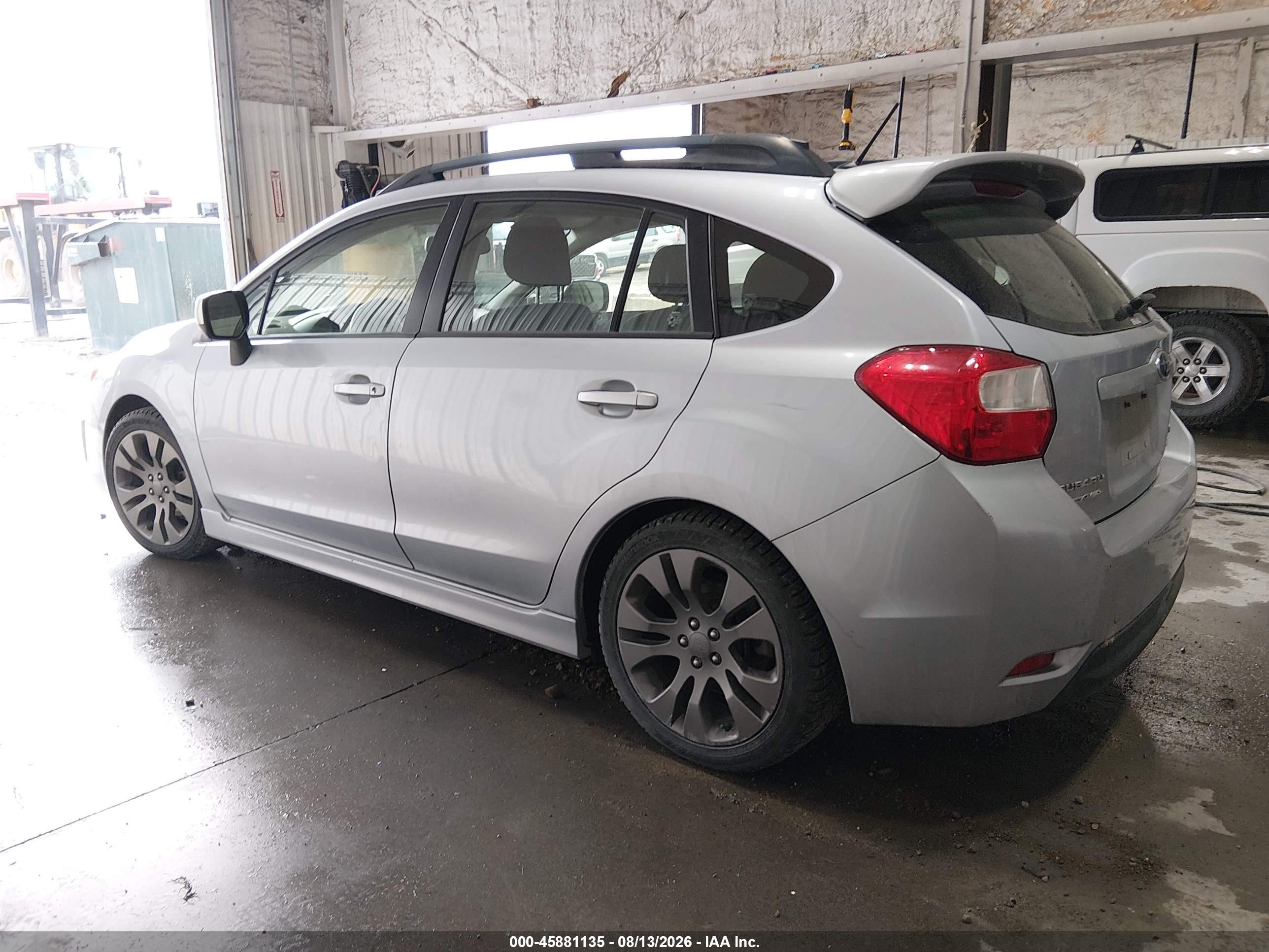2014 Subaru Impreza 2.0i Sport Premium Silver vin: JF1GPAL64E8239243