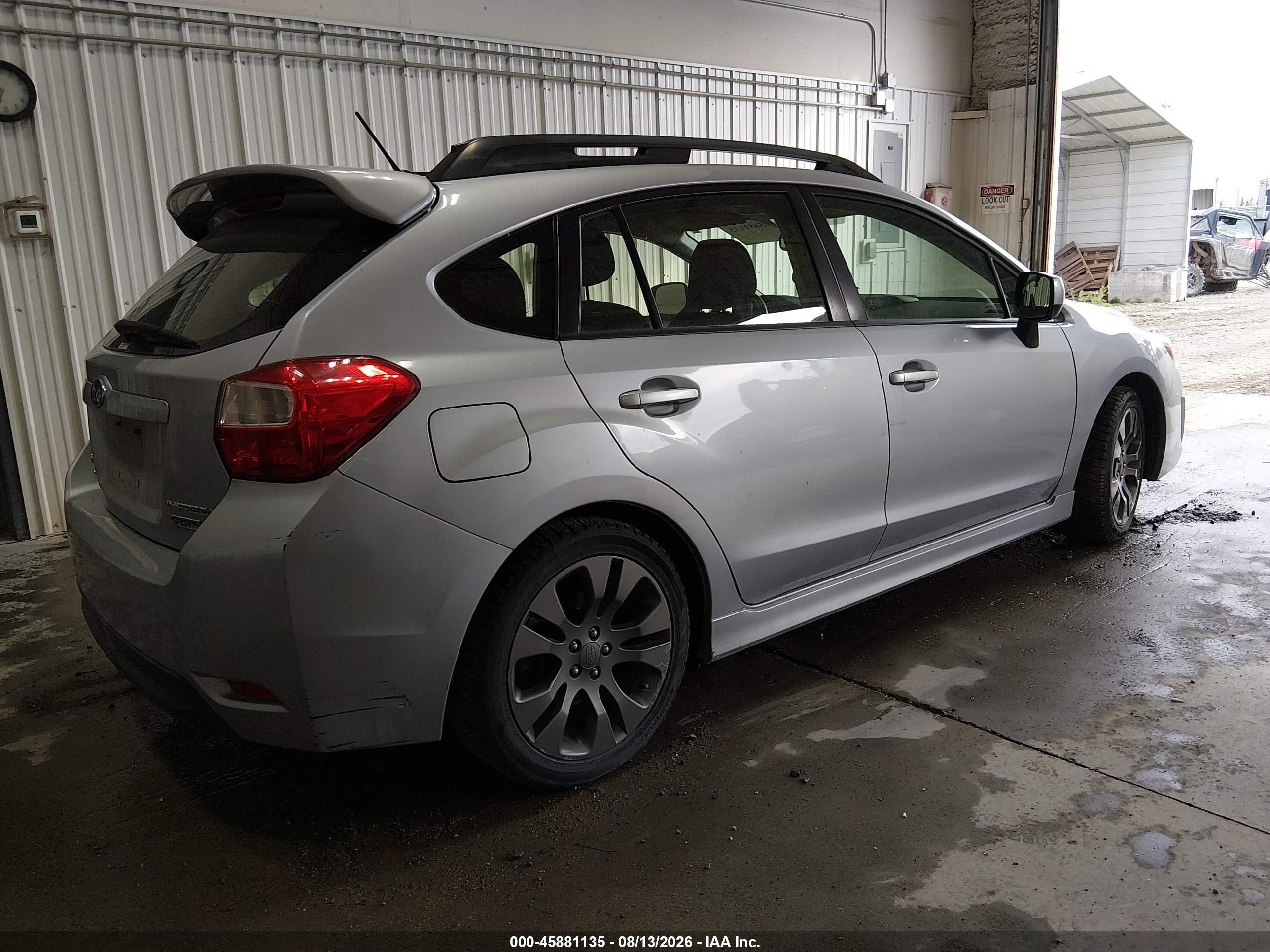2014 Subaru Impreza 2.0i Sport Premium Silver vin: JF1GPAL64E8239243