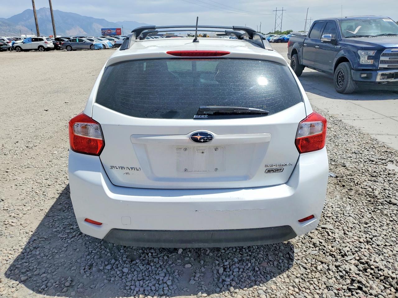 2014 Subaru Impreza Sport Premium Белый vin: JF1GPAL64E8292184