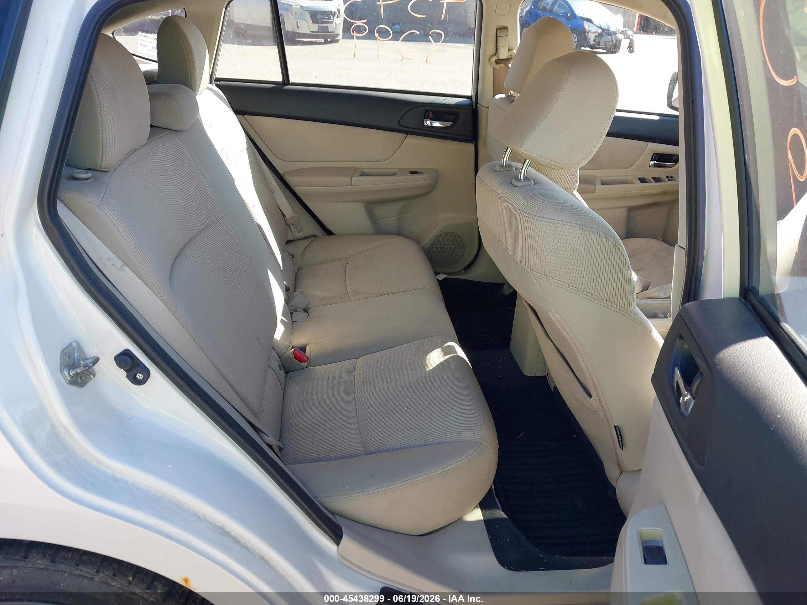 2012 Subaru Impreza 2.0i Sport Premium White vin: JF1GPAL65CH236803