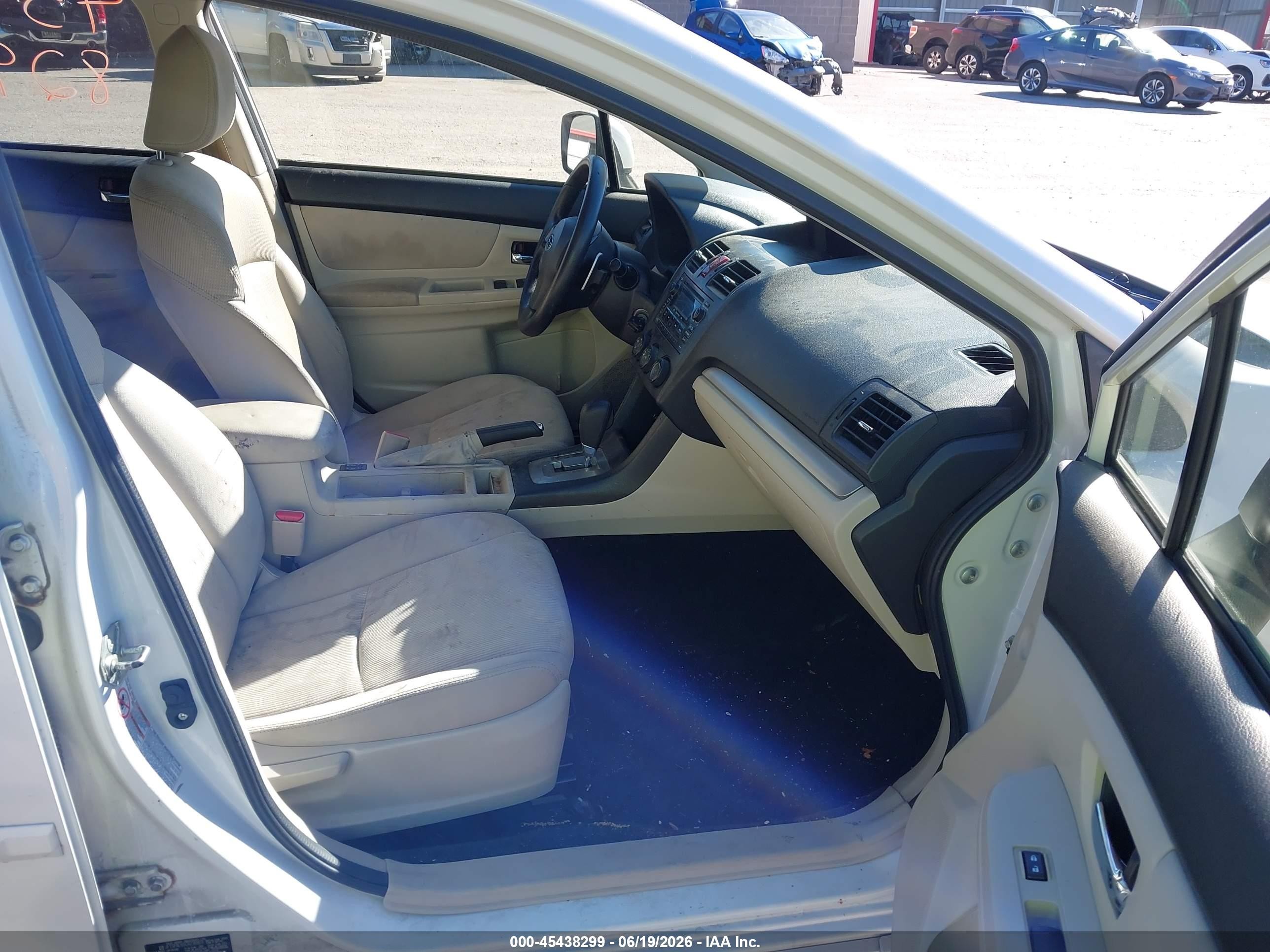 2012 Subaru Impreza 2.0i Sport Premium White vin: JF1GPAL65CH236803