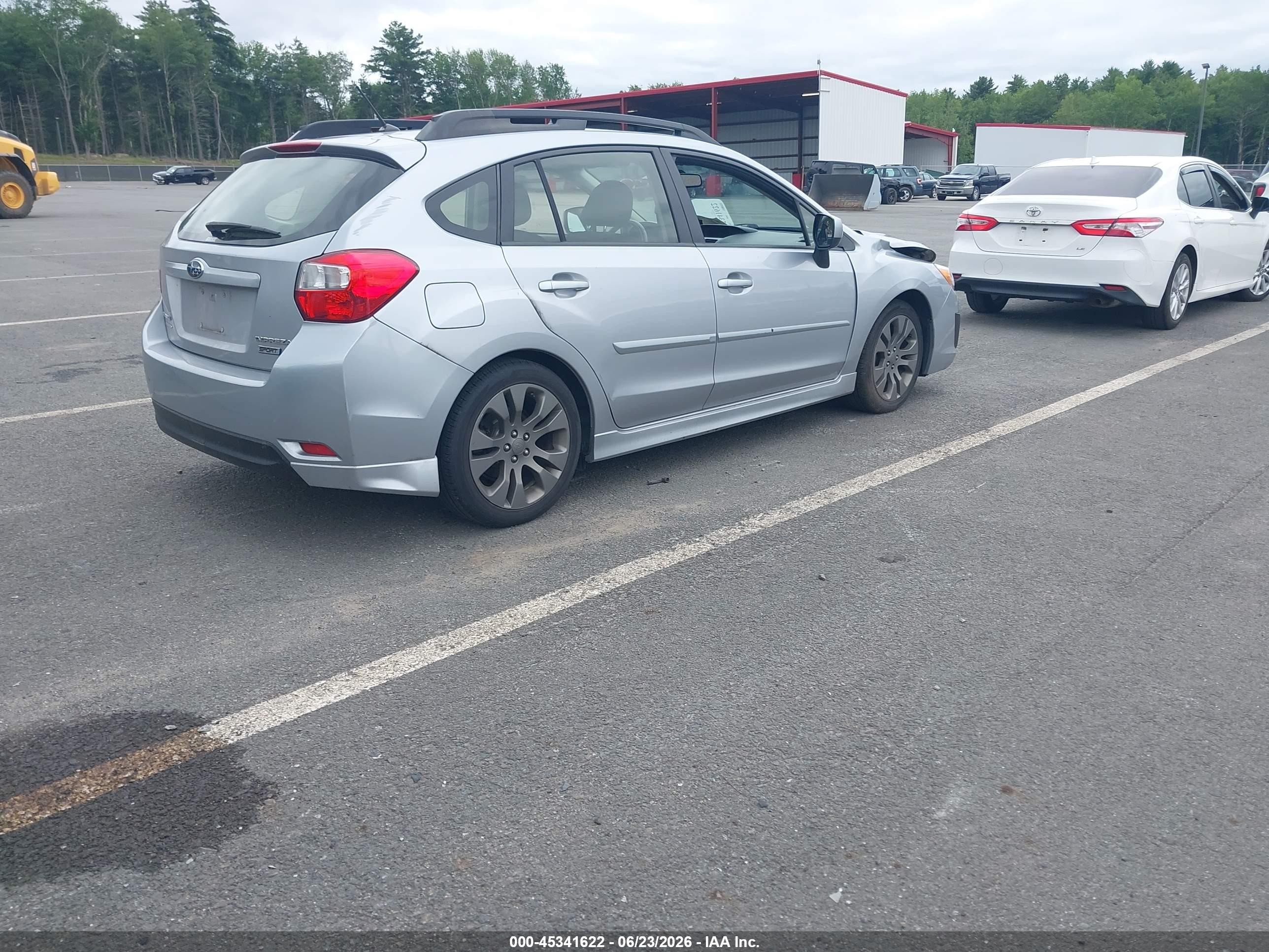 2013 Subaru Impreza 2.0i Sport Premium Silver vin: JF1GPAL65D2897168